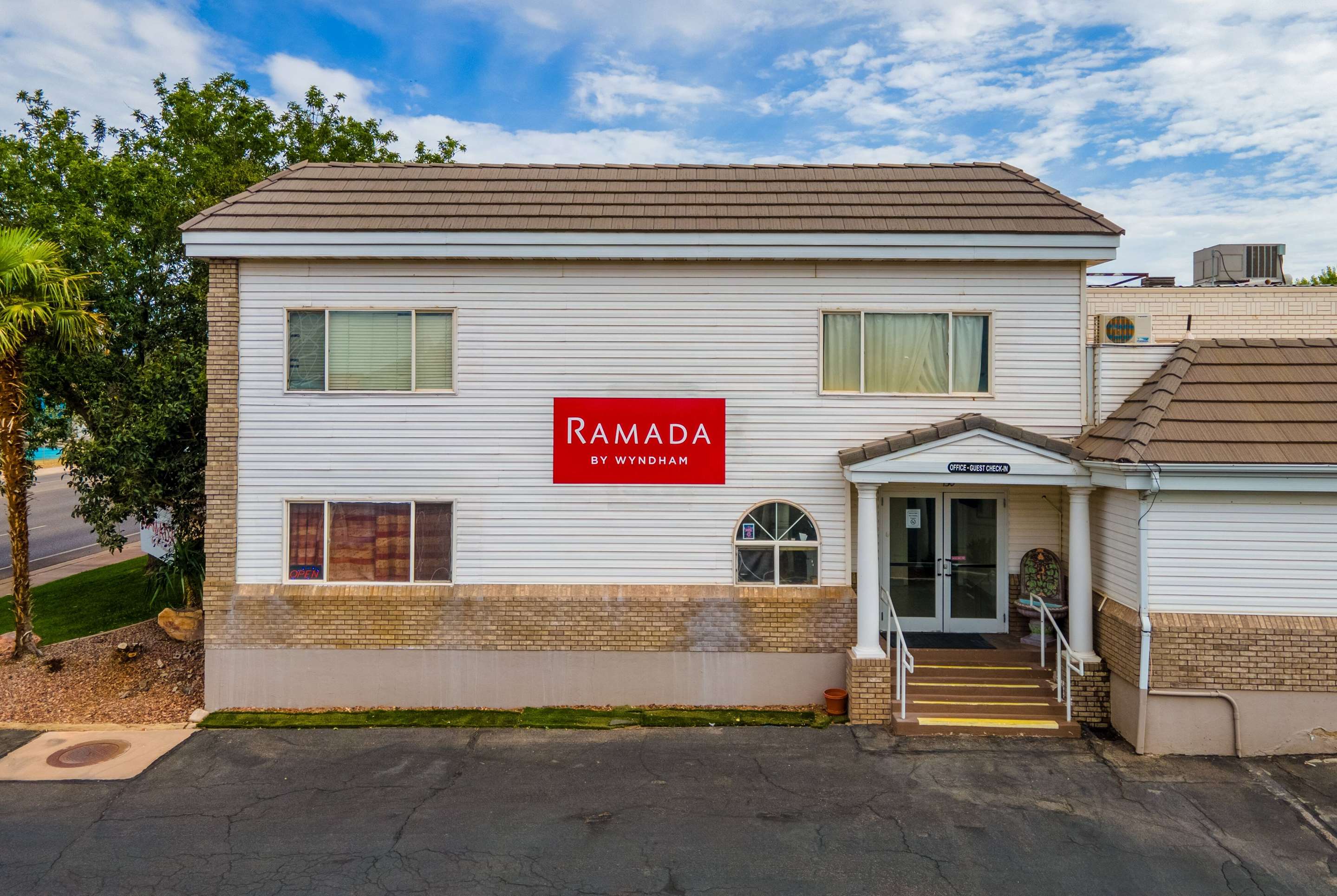 Exterior | Ramada by Wyndham La Verkin Zion National Park