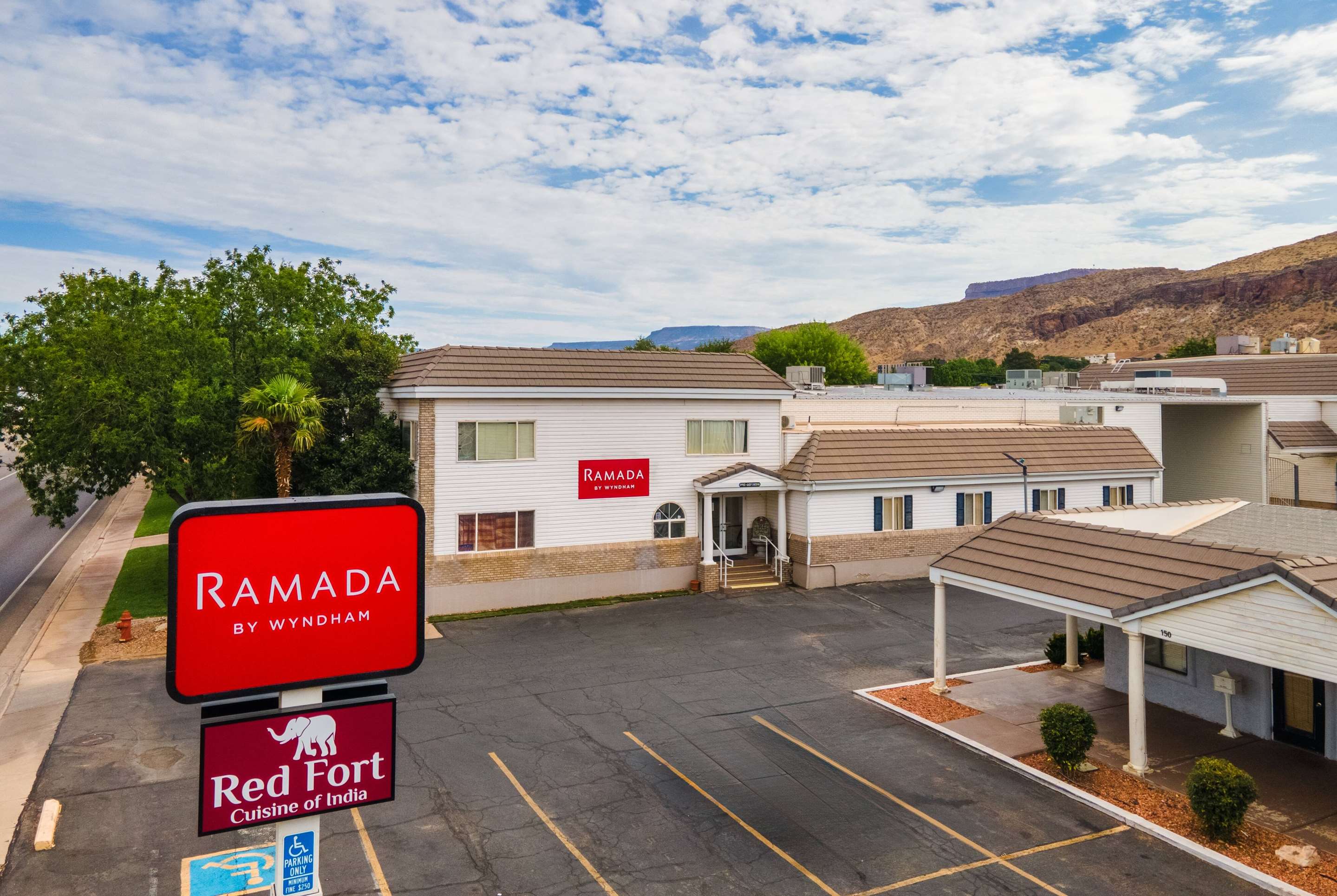 Exterior | Ramada by Wyndham La Verkin Zion National Park