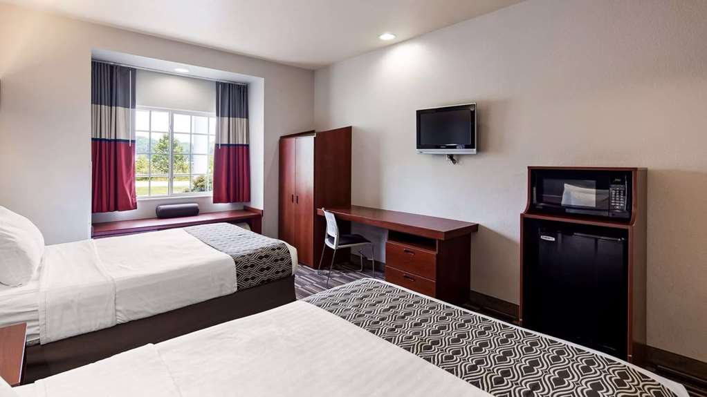 Sonesta Essential Morgantown-guestroom-Guest Room,On-Site.jpg