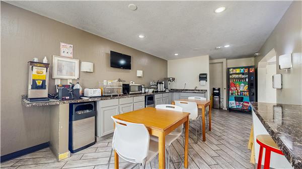 Dining,Dining Area,Breakfast,On-Site
