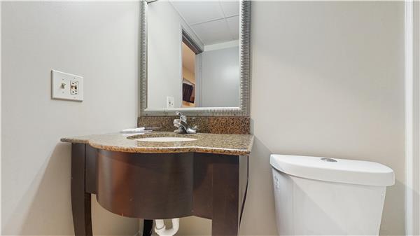 Guest Room,Bathroom,On-Site