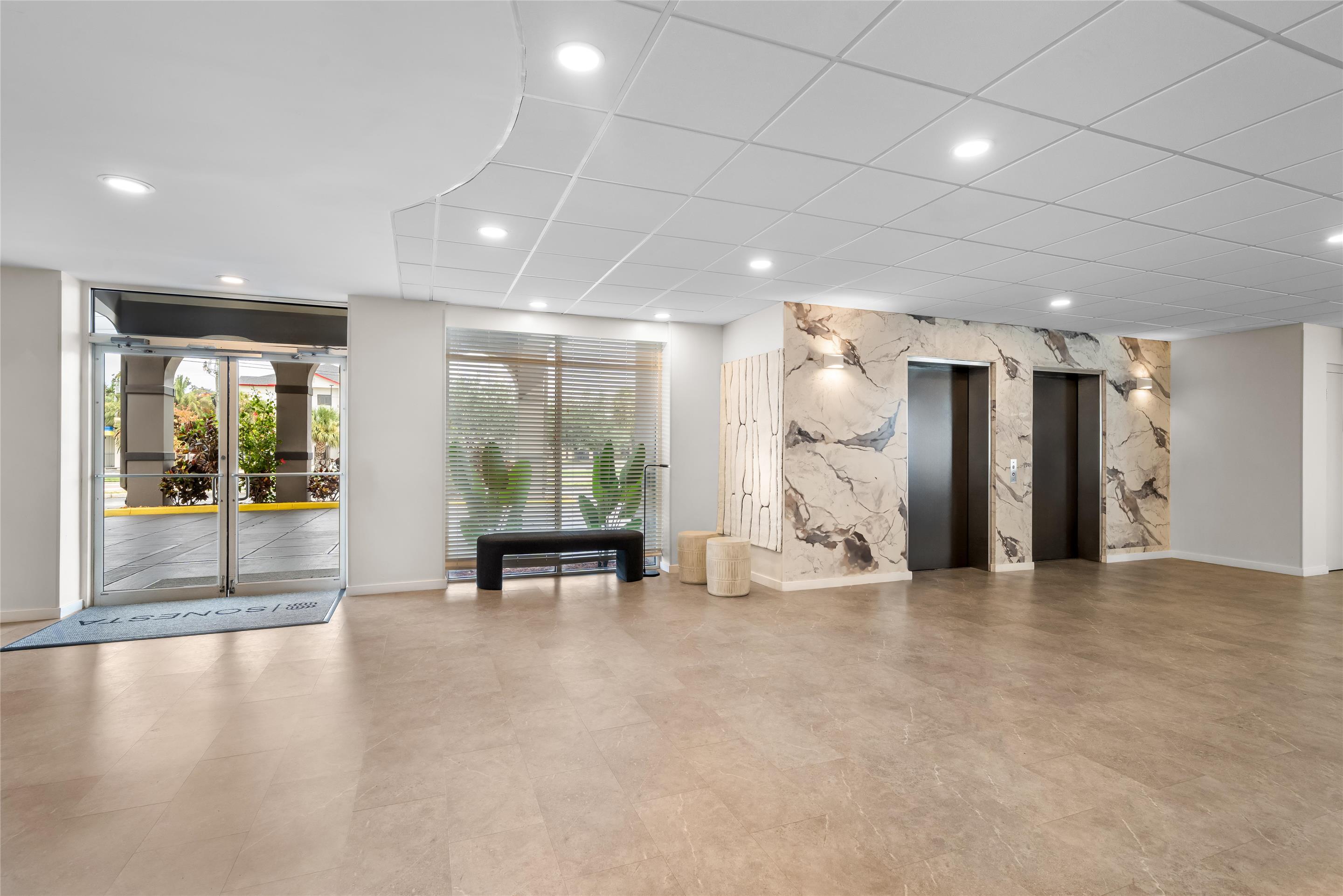 SEH Orlando Lobby | Sonesta Essential Orlando