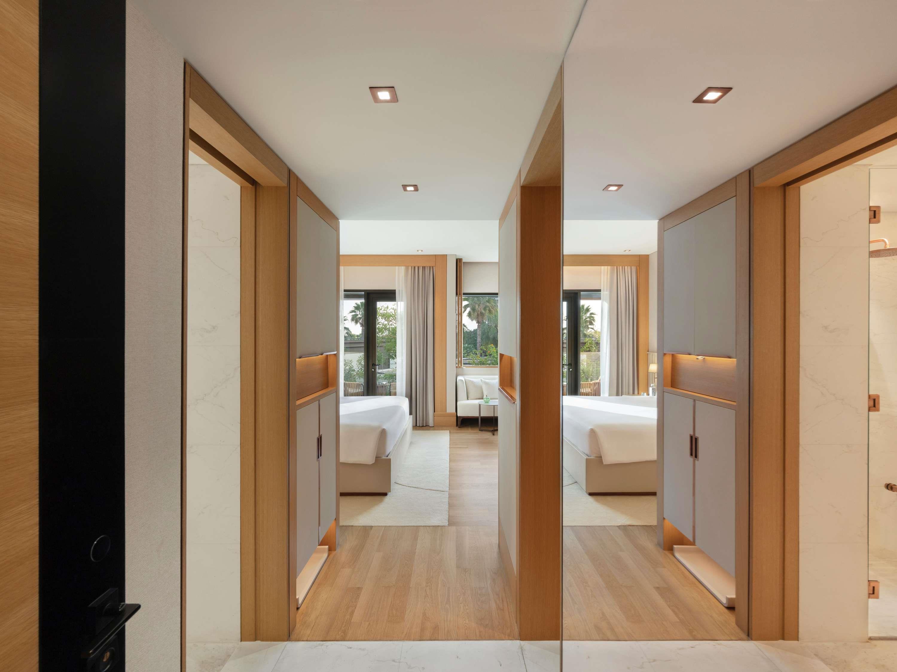 Delano Dubai Room Type - Rising Light Twin Guestroom with Resort View