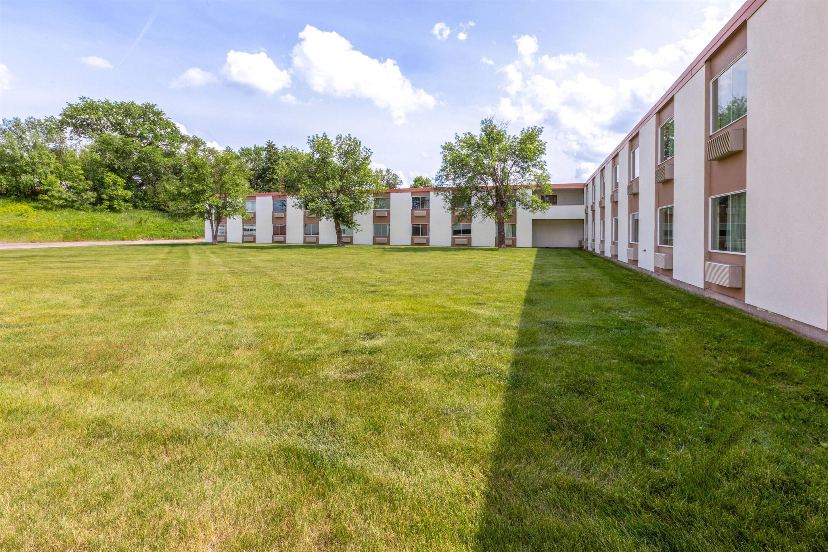 Property amenity | Baymont by Wyndham Jamestown Conference Center & Water Park