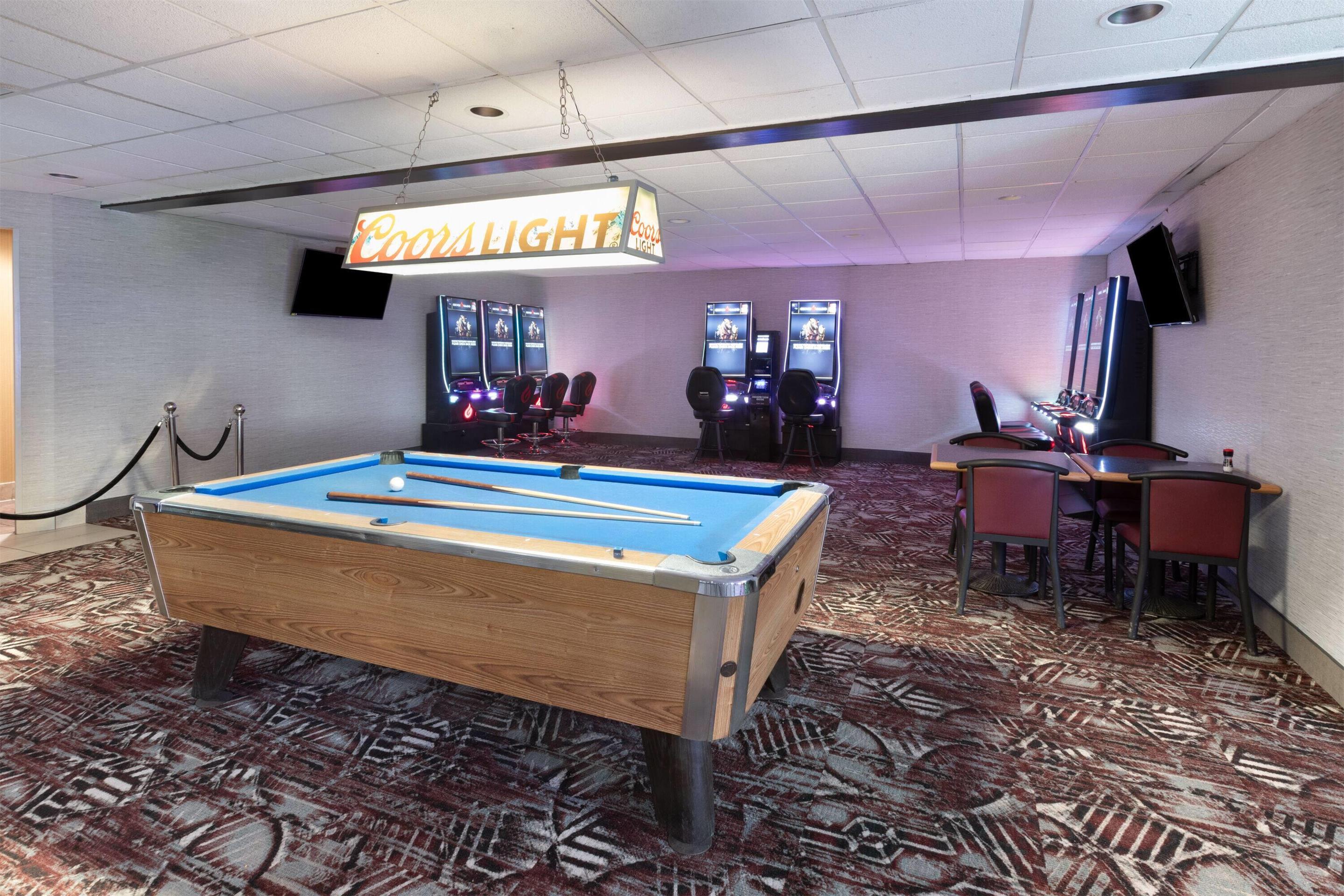 Casino | Baymont by Wyndham Jamestown Conference Center & Water Park