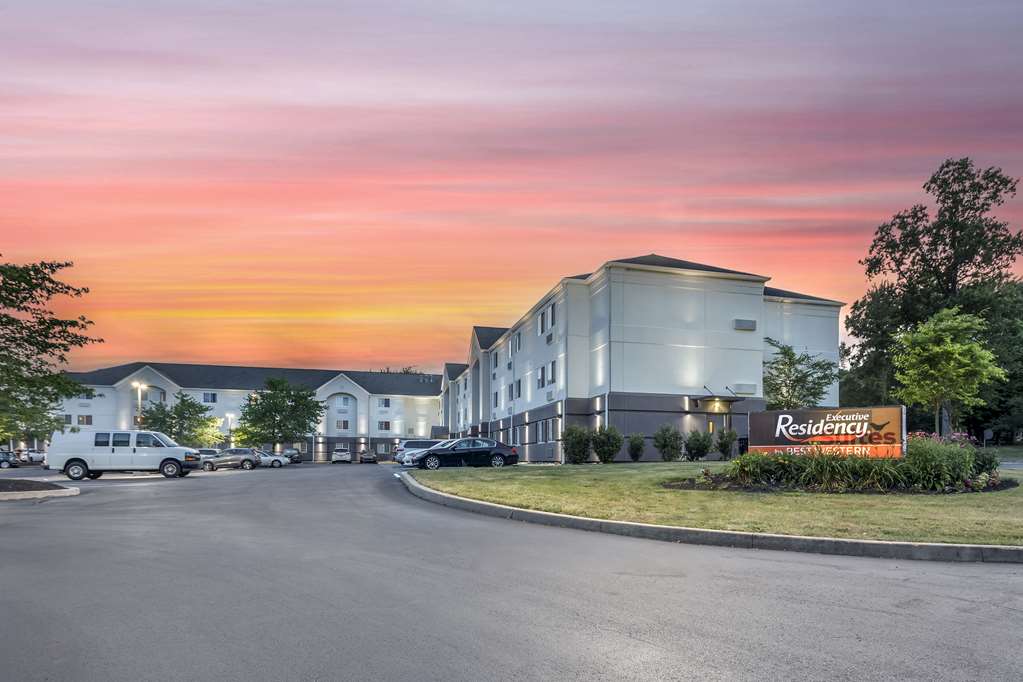 Executive Residency by BW Willow Grove