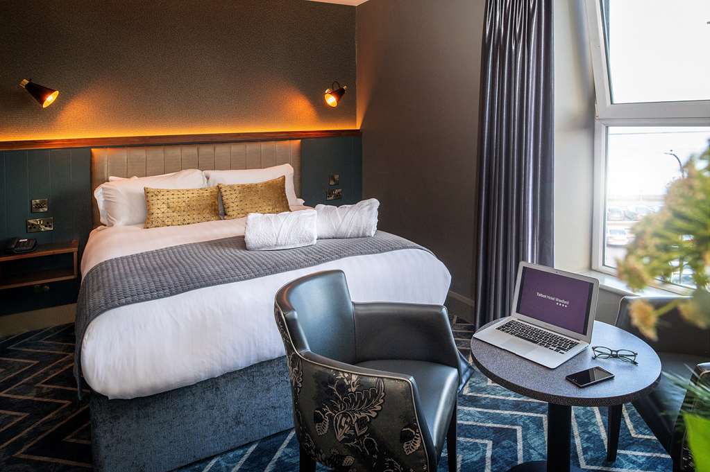 TALBOT WEXFORD-guestroom-Guest Room,On-Site.jpg