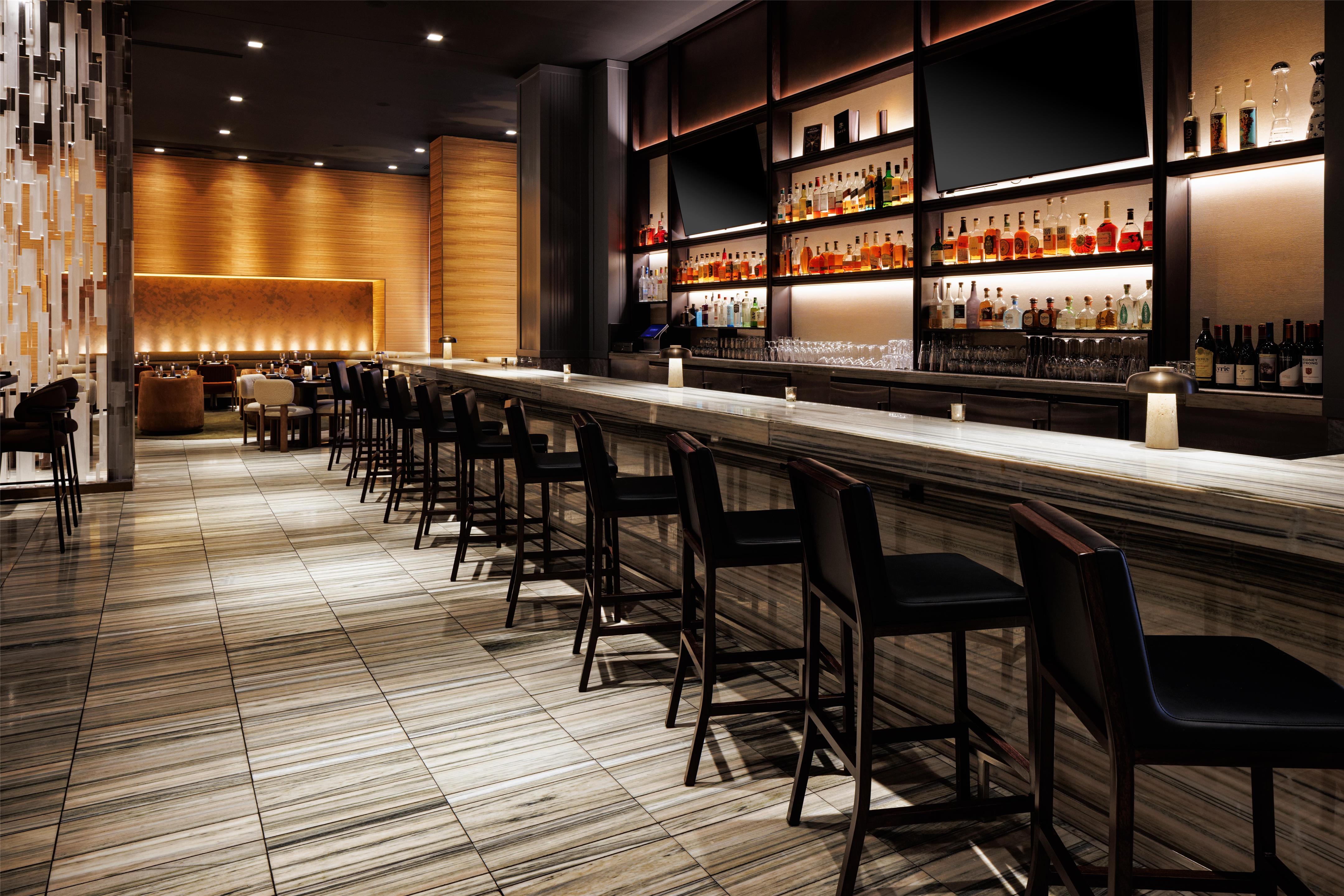 Restaurant | The Lofton Hotel, Tapestry Collection by Hilton