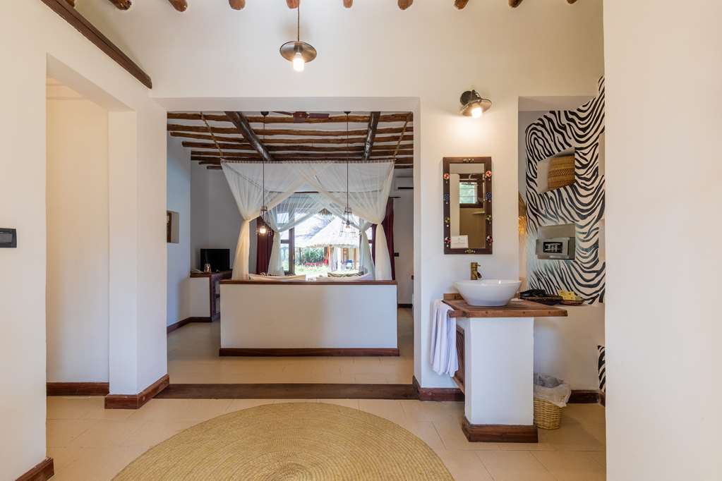 KARAFUU BEACH RESORT AND SPA-guestroom-Guest Room,Guest Room Amenity,On-Site.jpg