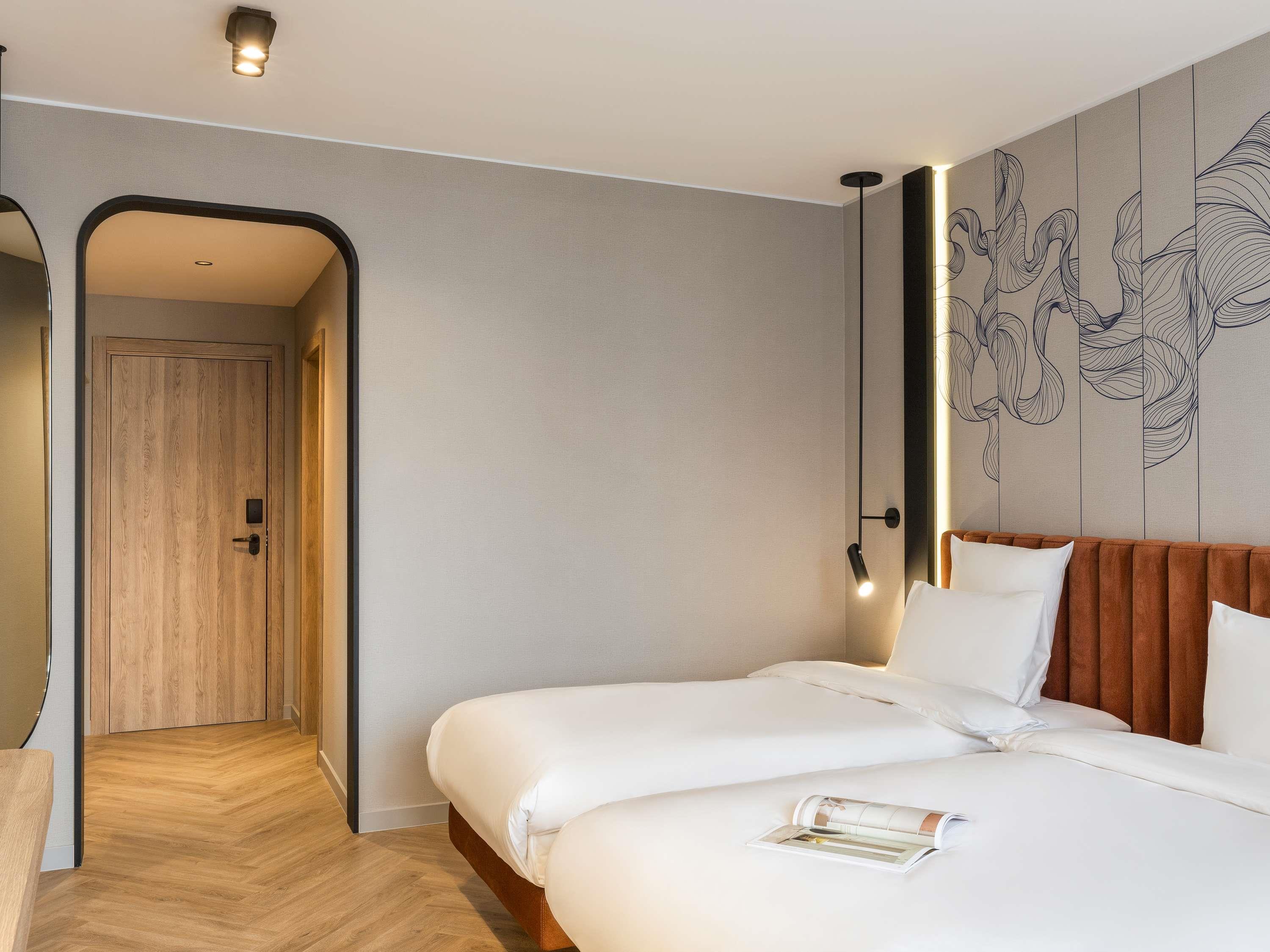 Mercure Sofia City Room Type - Classic Room with 2 Single Beds