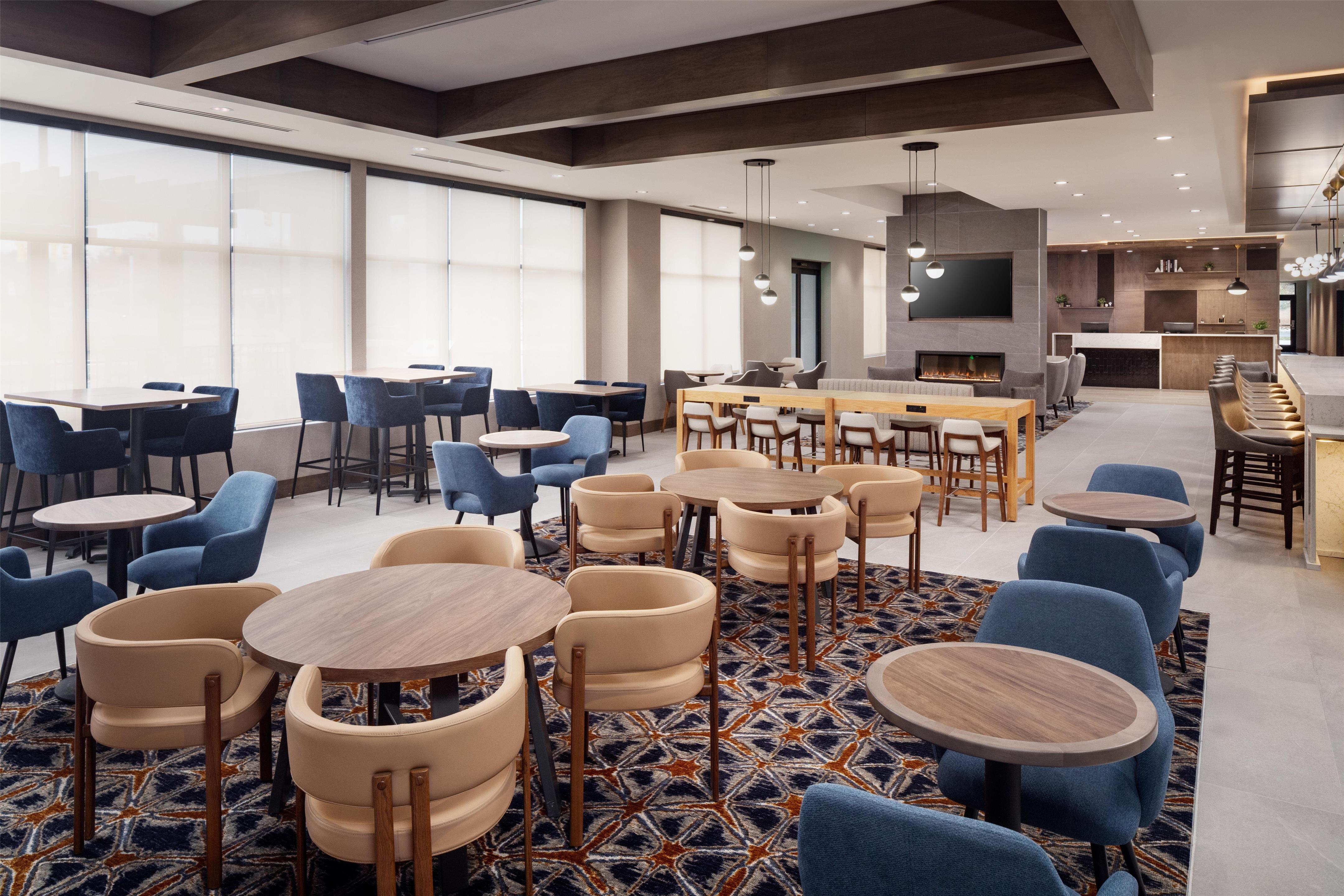 Lobby | Hyatt House Royal Oak/Birmingham