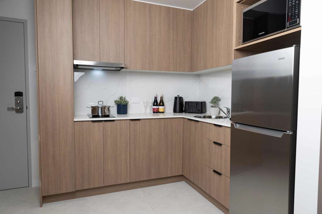 AMICA SERVICED APARTMENTS-guestroom-Guest Room,Guest Room Amenity,On-Site.jpg