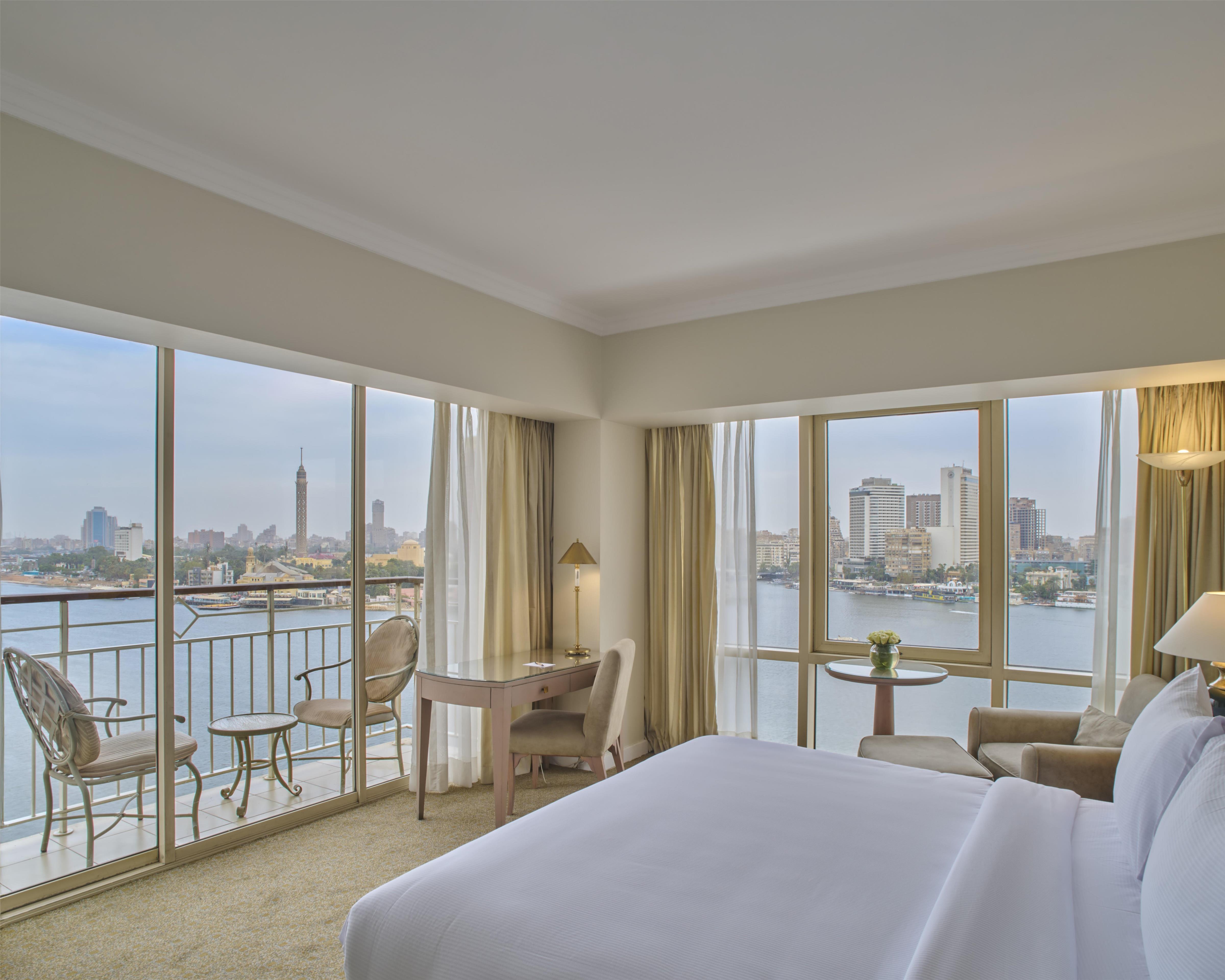 Cairo Grand Nile Room Type - KNG CORNER GUEST ROOM VIEW