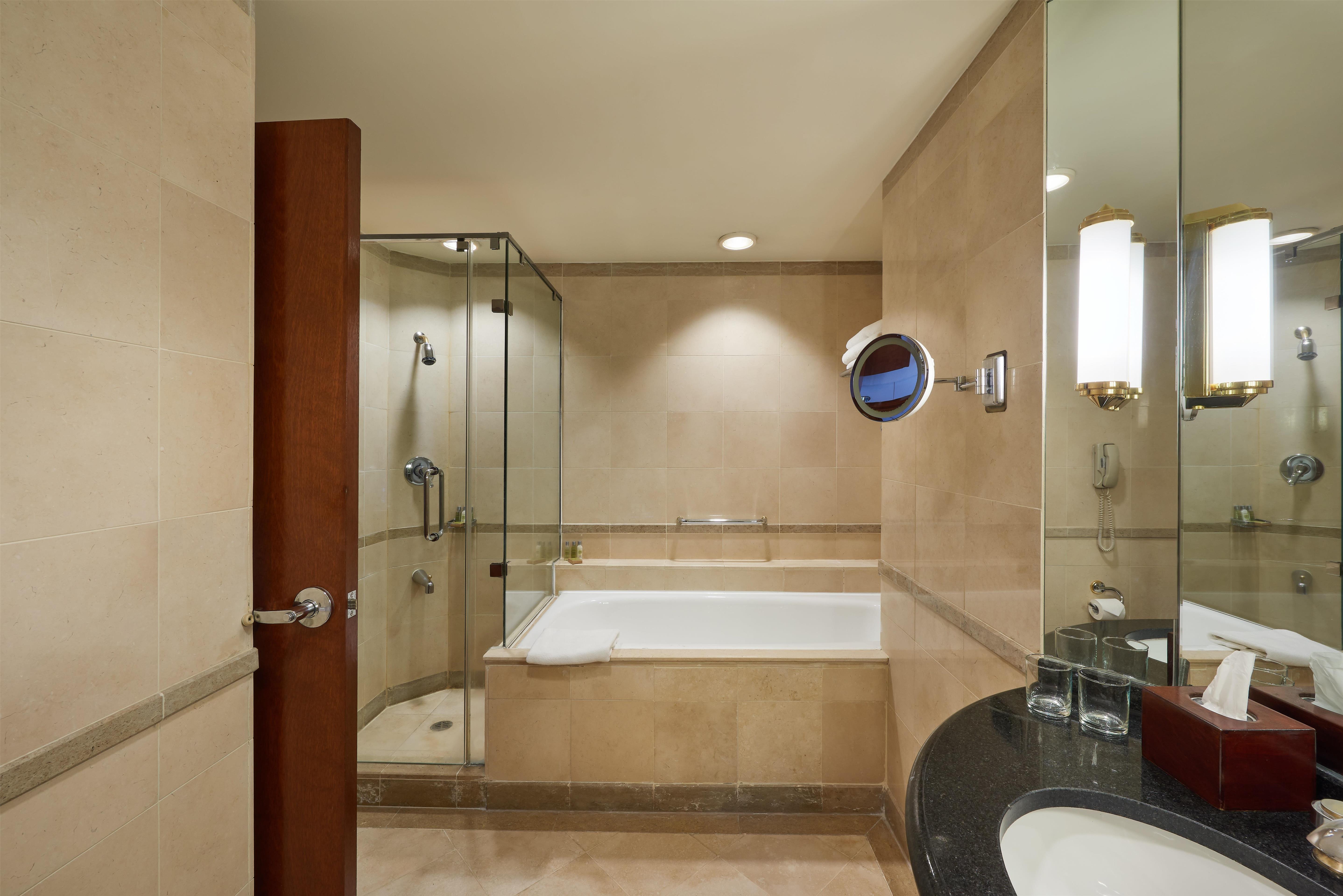 Cairo Grand Nile Room Type - KNG ONE BEDRM SUITE W VIEW