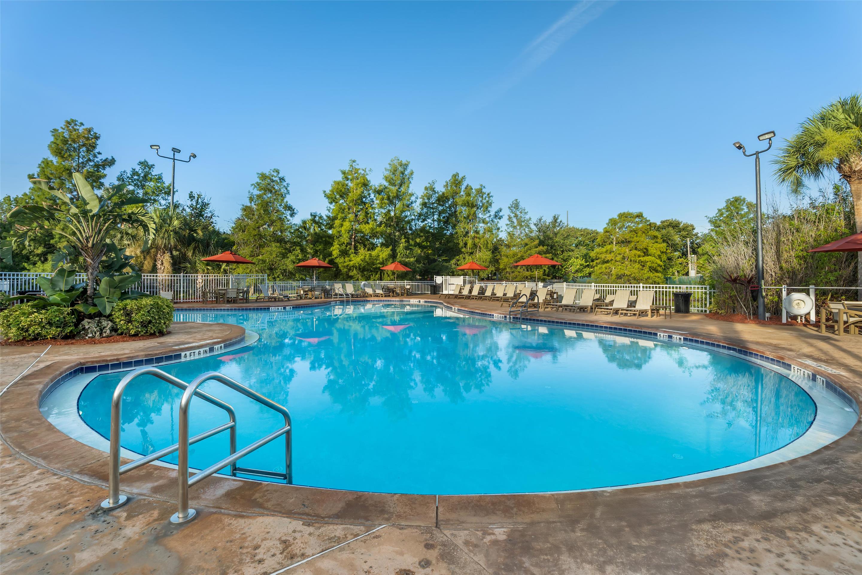 Pool | Hilton Vacation Club Grand Beach Orlando