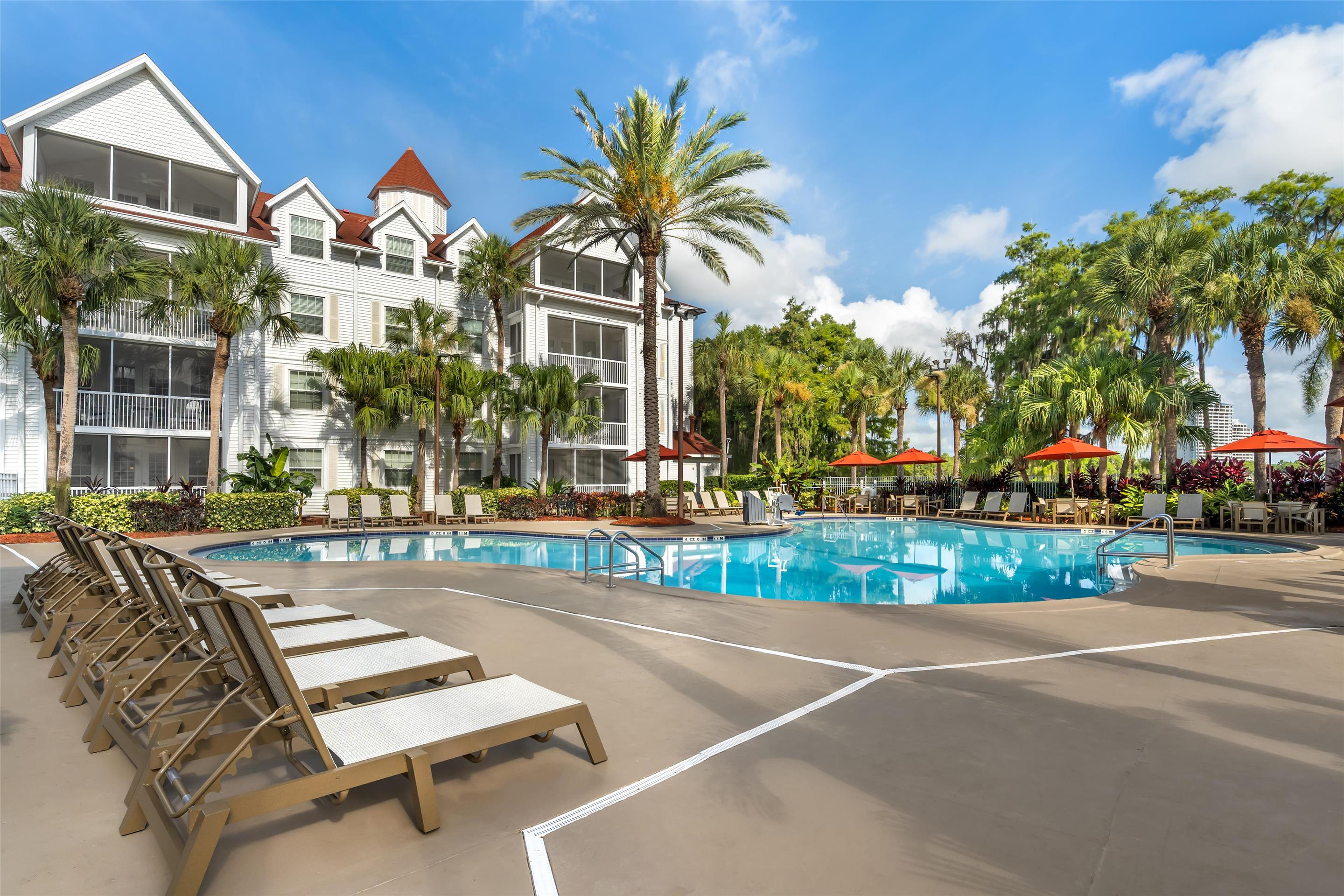 Pool | Hilton Vacation Club Grand Beach Orlando