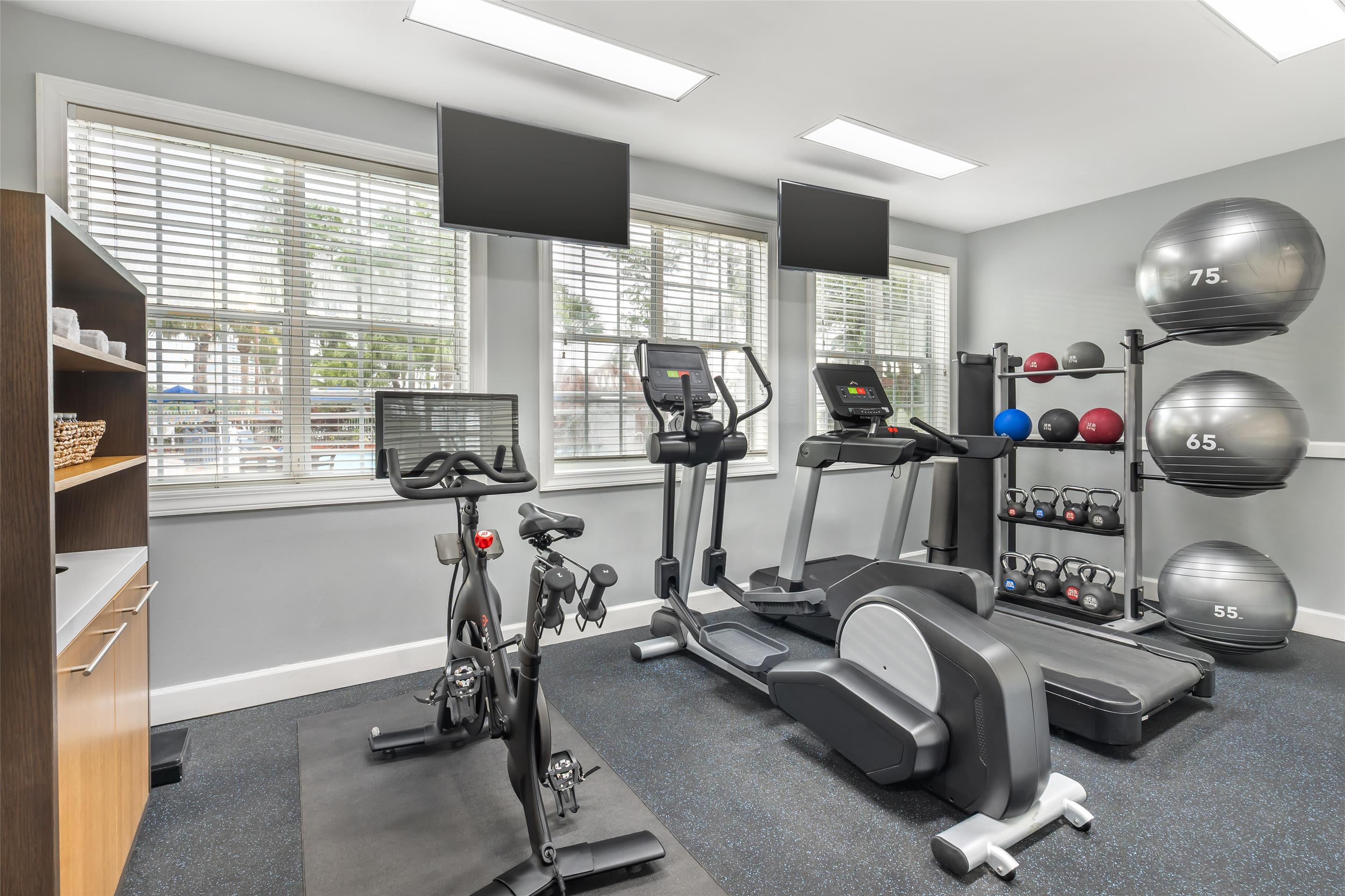 Health club fitness center gym | Hilton Vacation Club Grand Beach Orlando