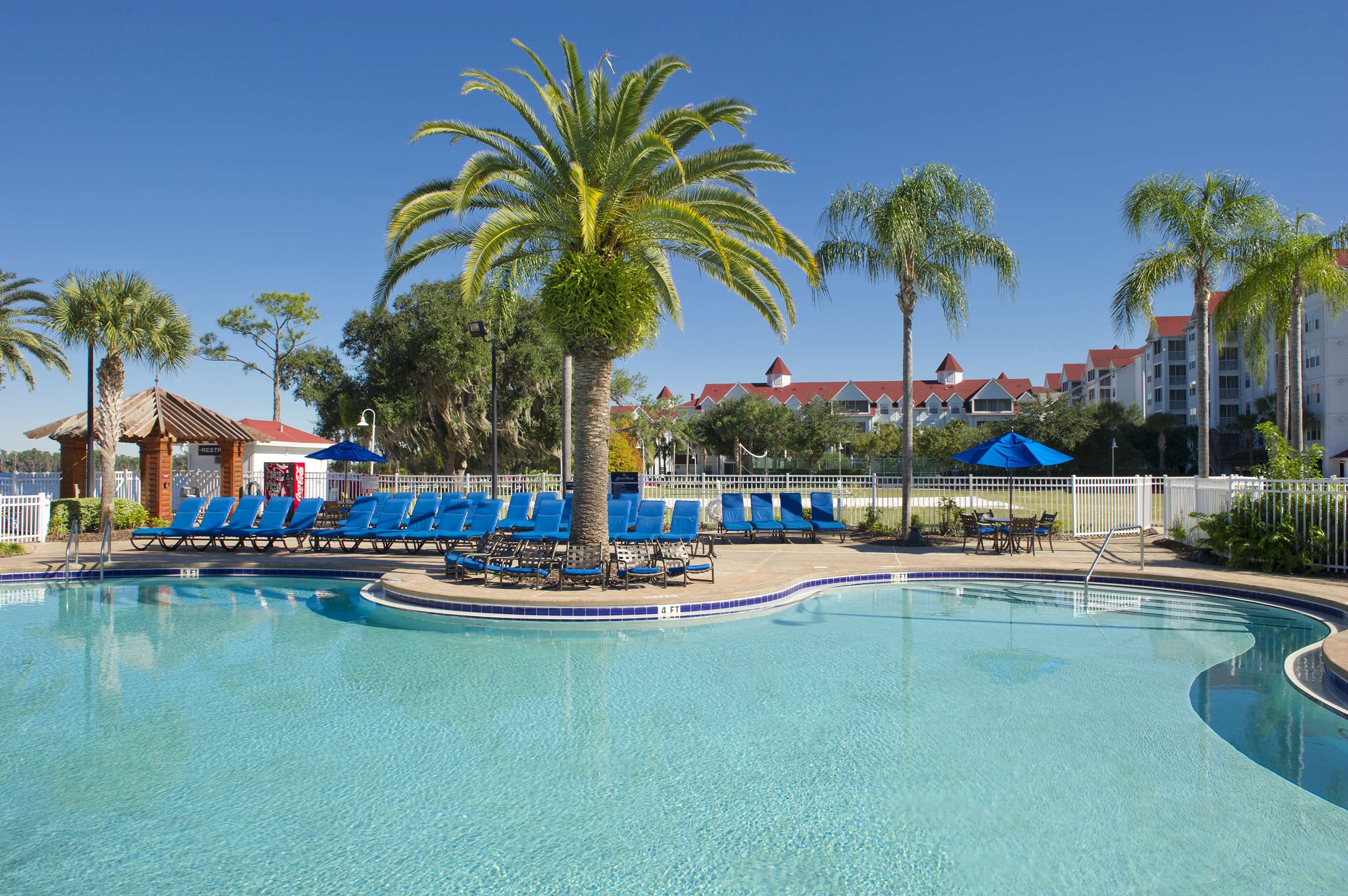 Pool | Hilton Vacation Club Grand Beach Orlando
