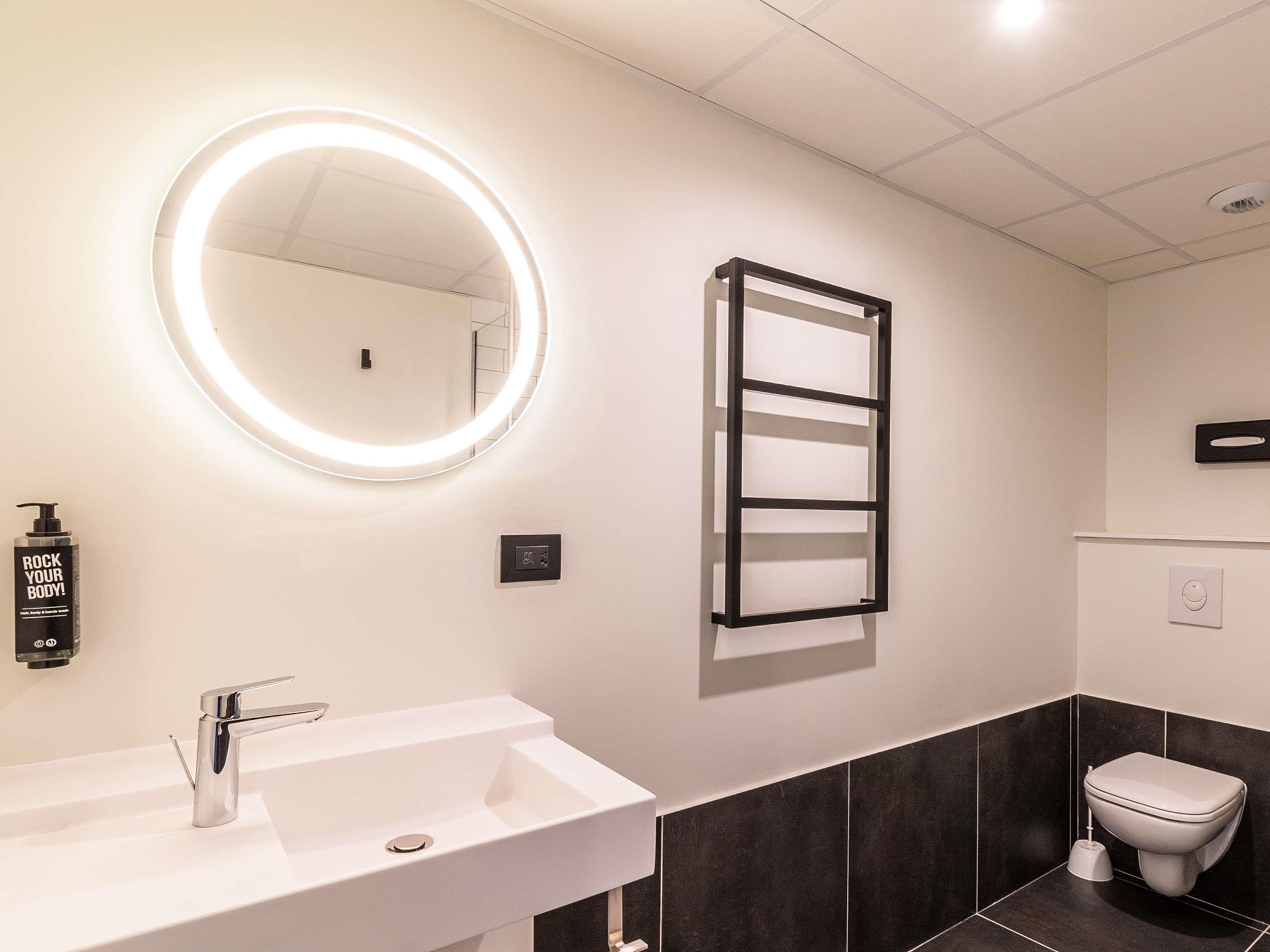 Ibis Roquebrune Cap Martin Menton Room Type - Standard Family suite with 2 communicating rooms