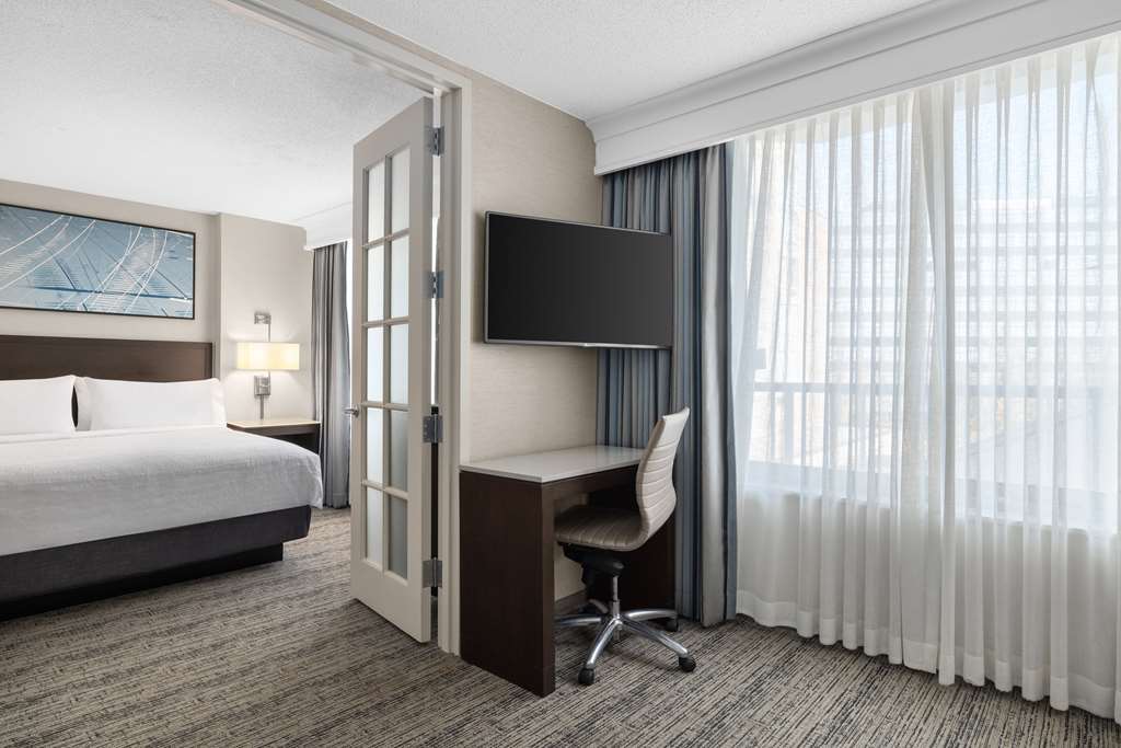 HOMEWOOD SUITES DOWNERS GROVE-guestroom-Guest Room,On-Site.jpg