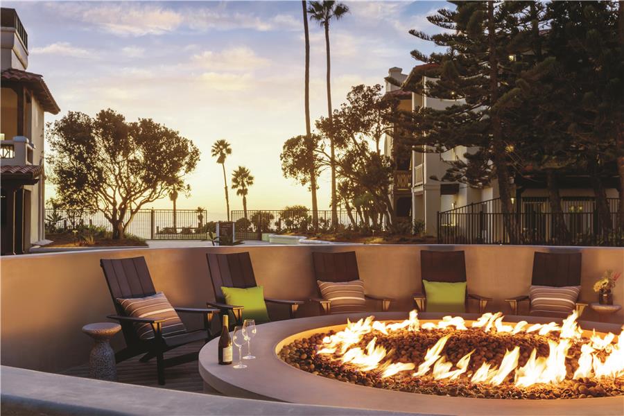 Zachari Dunes on Mandalay Beach, Curio Collection by Hilton