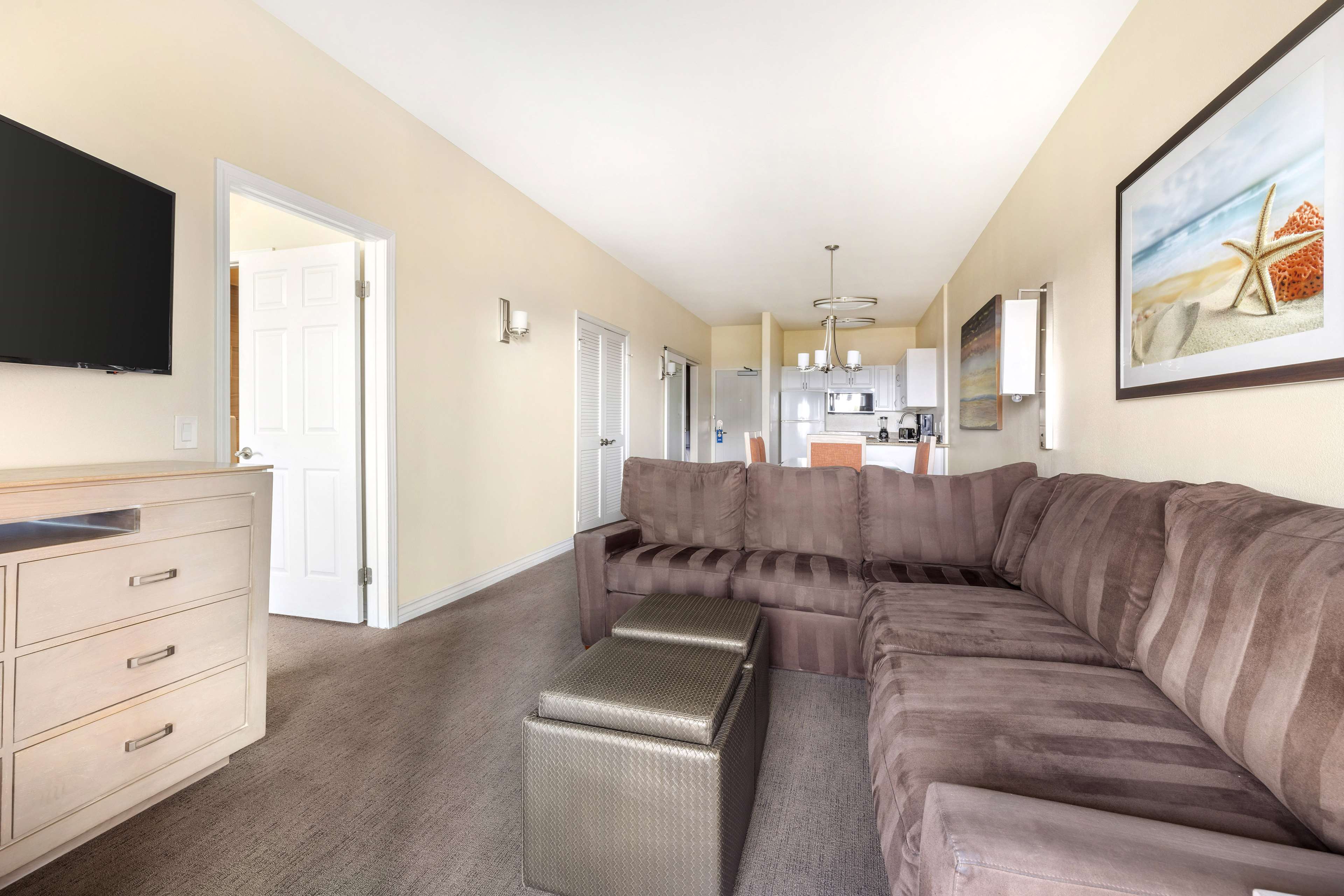 Hilton Vacation Club Riviera Beach & Shores, Orange