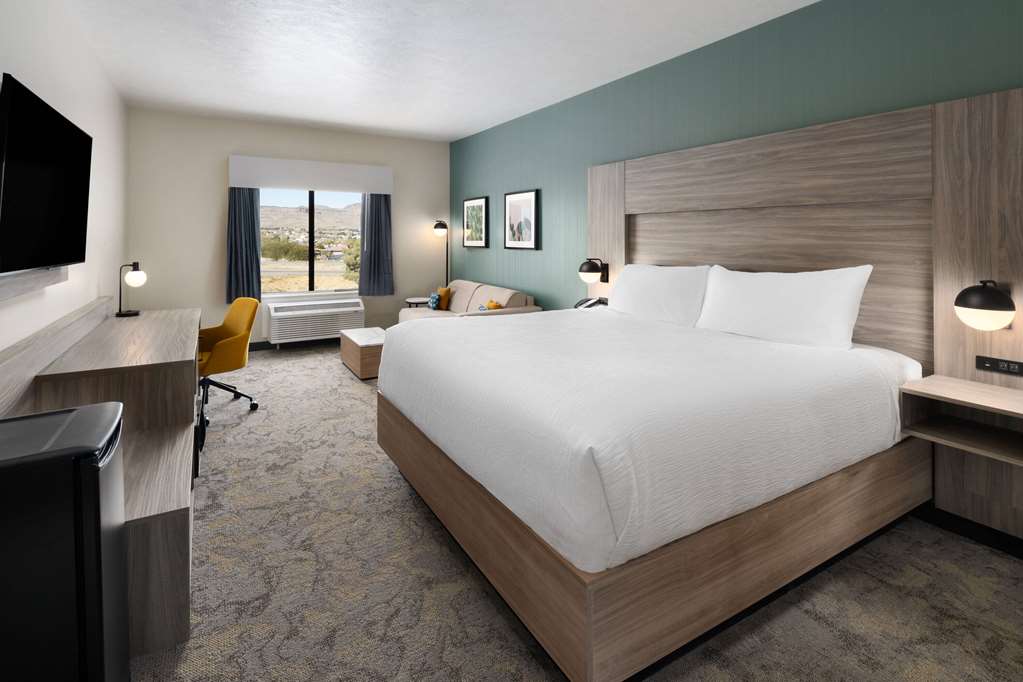 WINGATE BY WYNDHAM KINGMAN-guestroom-Guest Room,Suite,On-Site.jpg