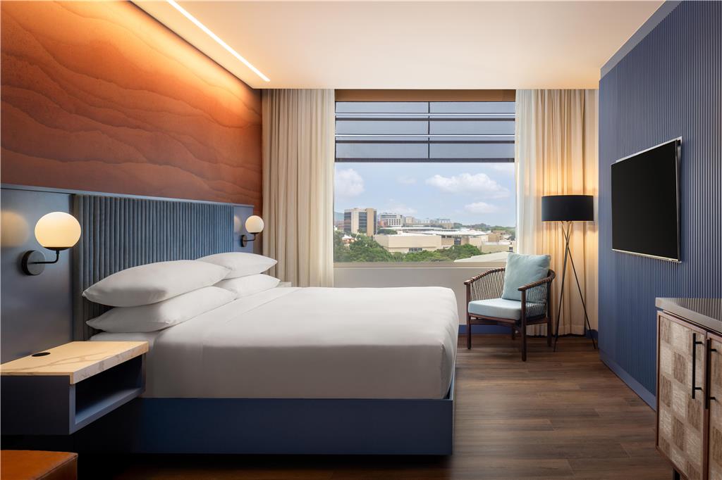 HYATT CENTRIC SAN JOSE ESCAZU-guestroom-Guest Room,On-Site.jpg