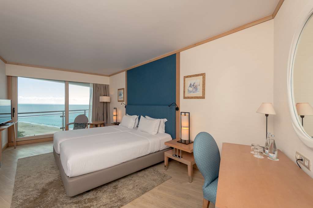 Sesimbra Oceanfront Hotel-guestroom-Guest Room,On-Site.jpg