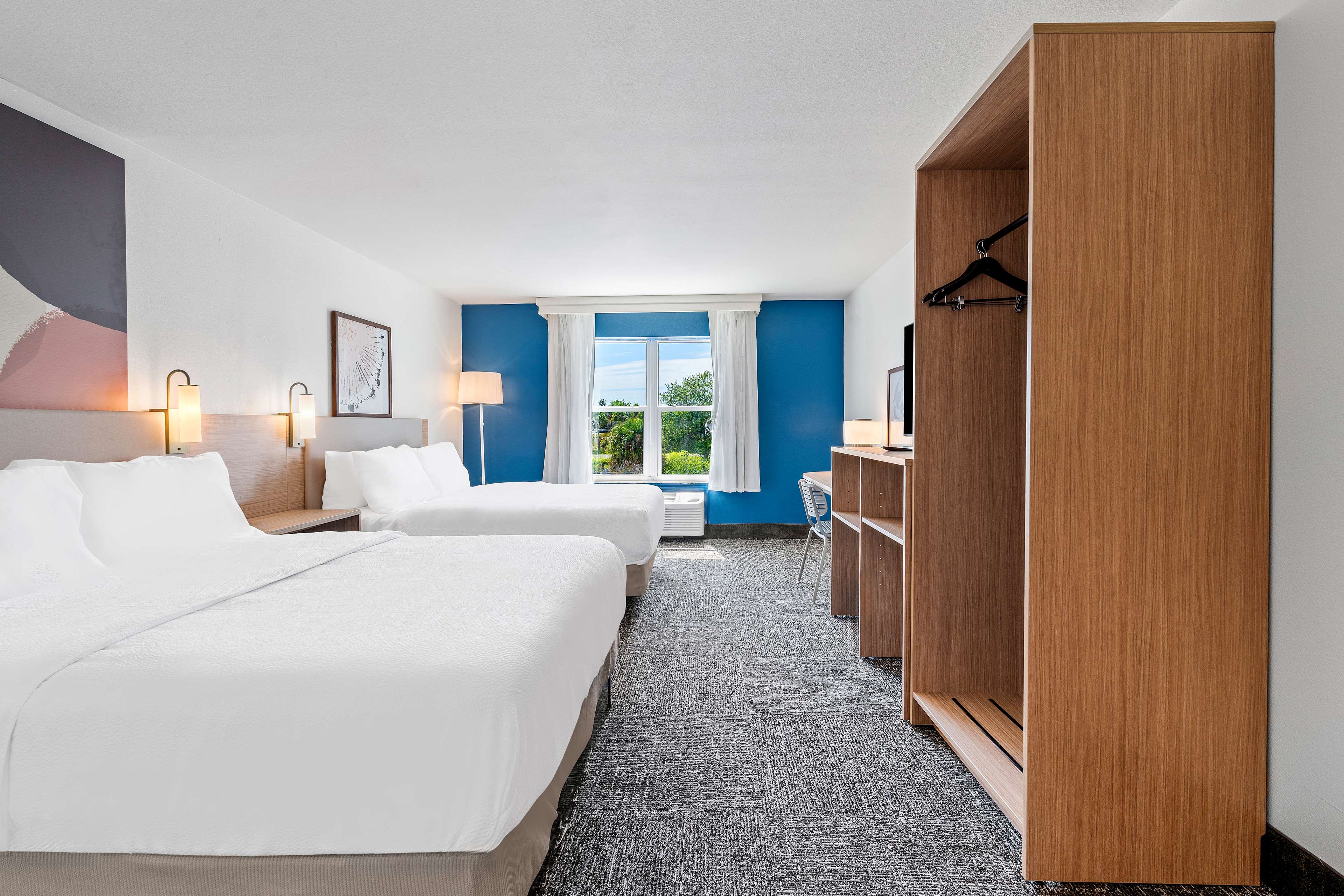 Spark by Hilton St. Augustine I 95 Room Type - 2 QUEEN BEDS