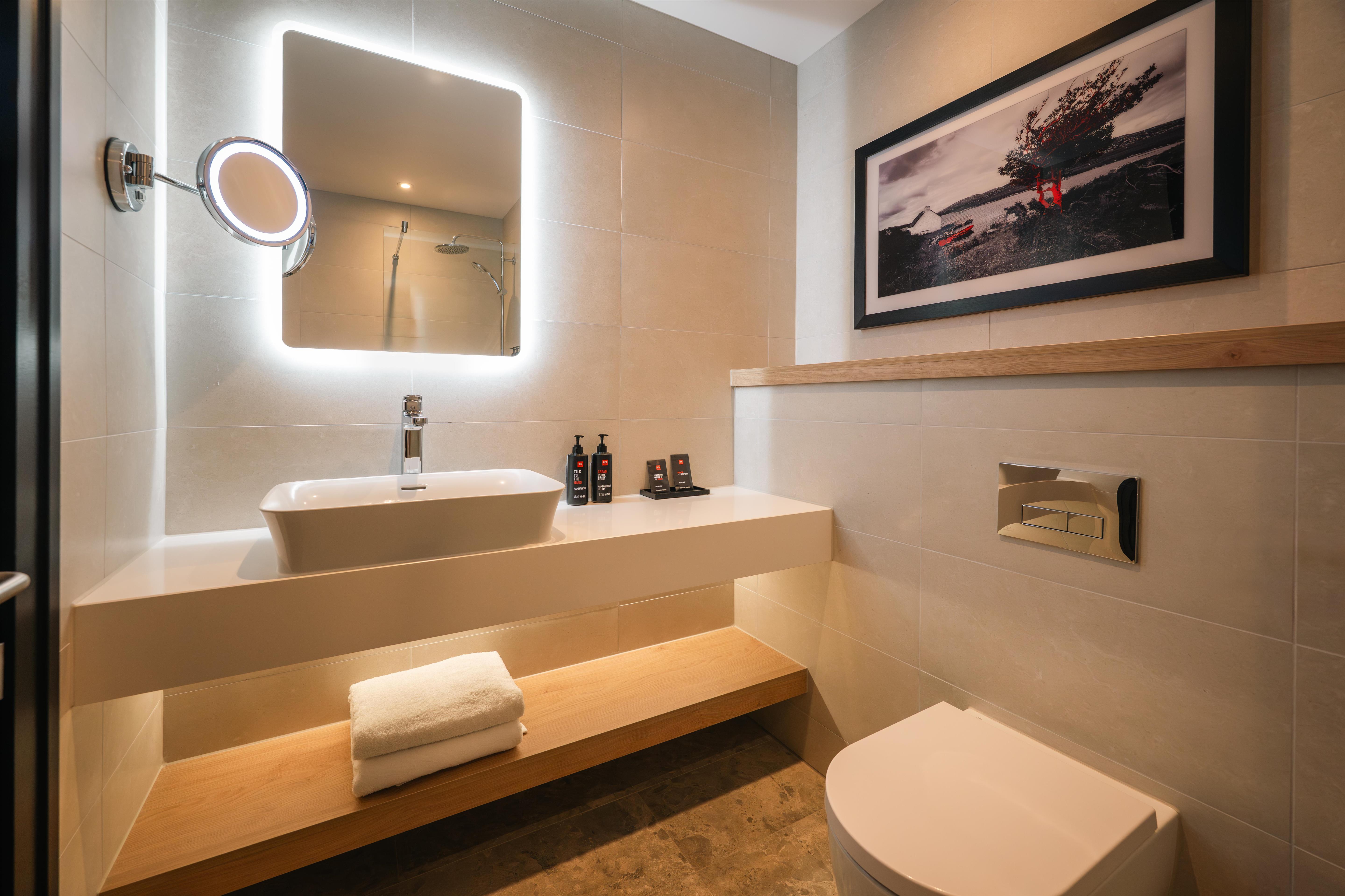 Radisson Red Galway Room Type - Superior Room