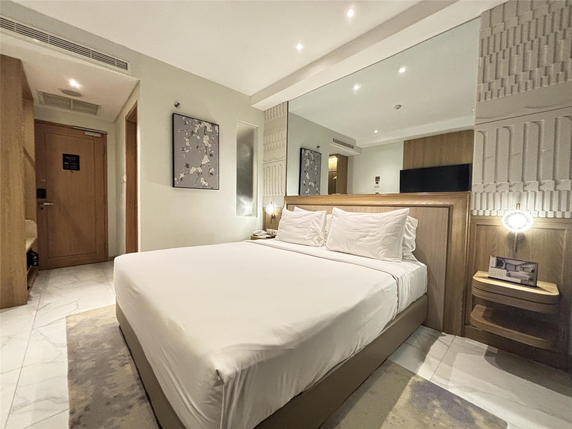 HOTEL GOLDEN HILL BY GOLDEN TULIP - null