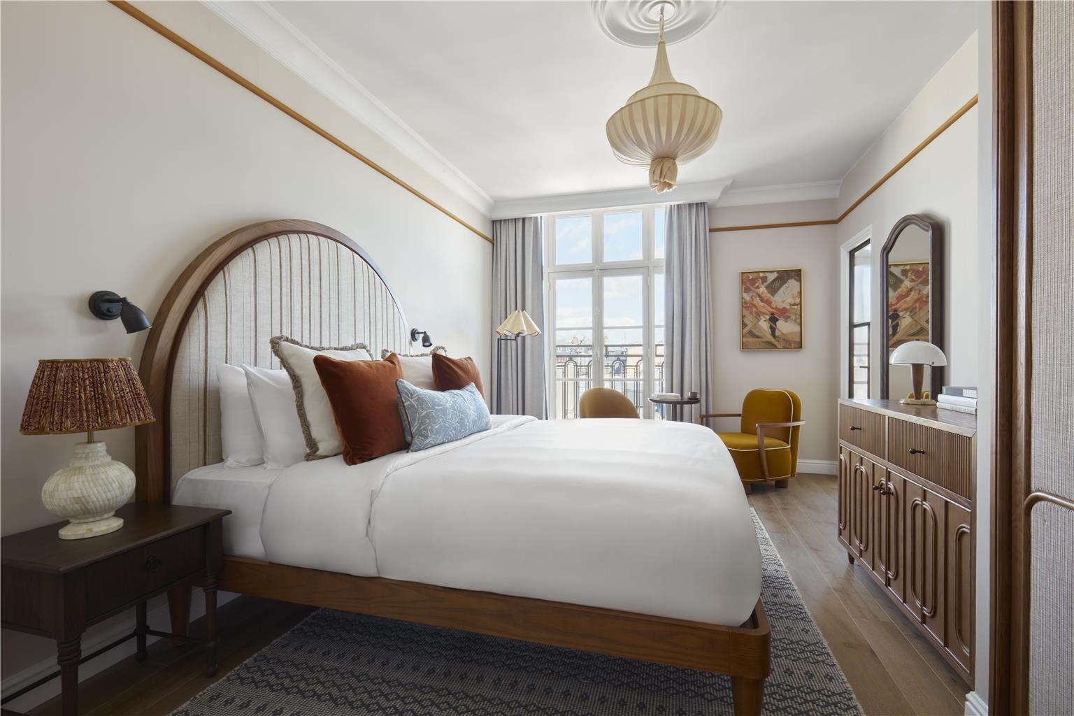Guest photo
