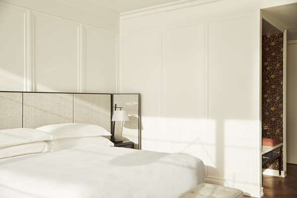 PARK HYATT LONDON RIVER THAMES - Photo 16