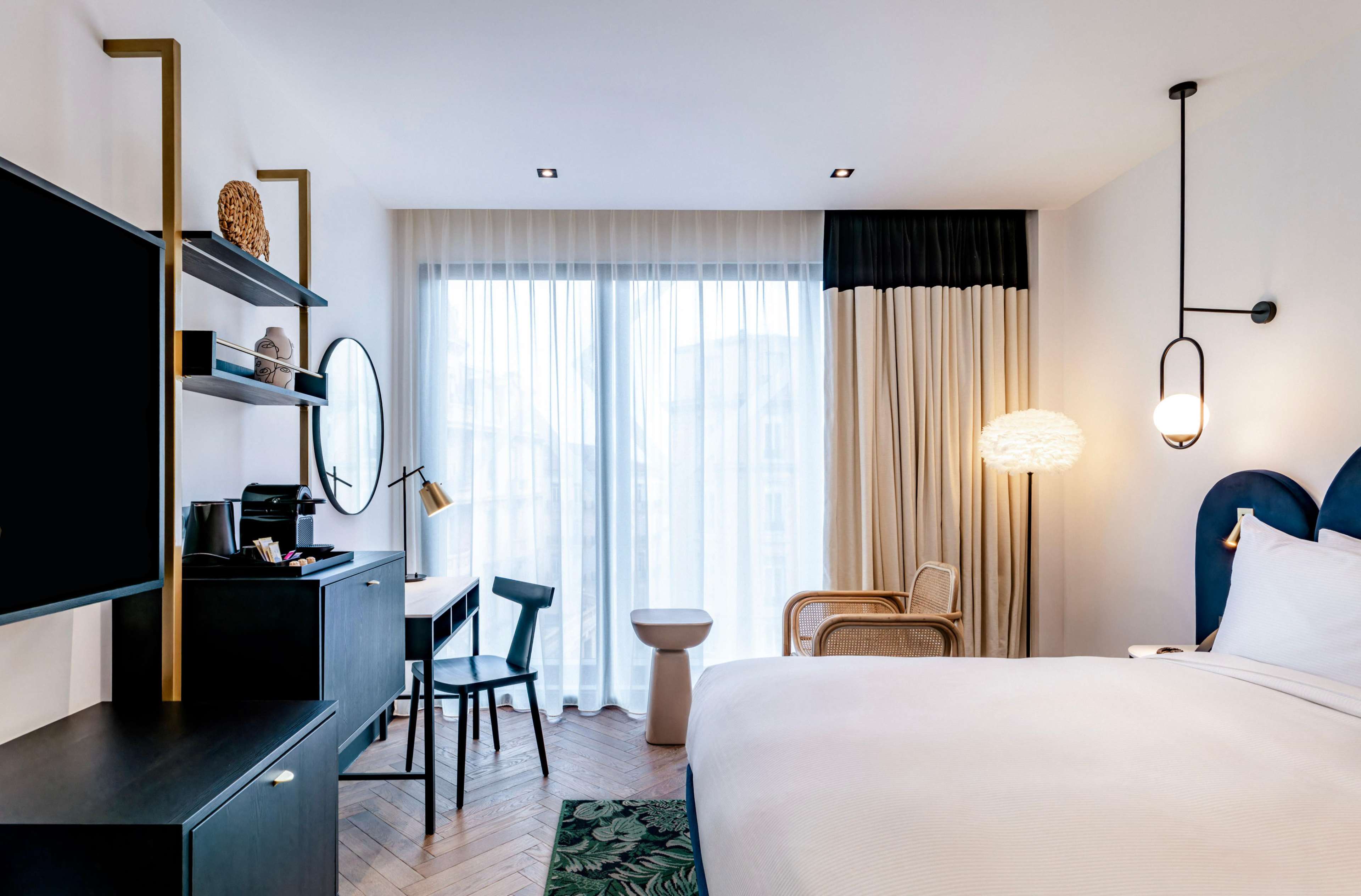 Doubletree By Hilton Nice Centre Iconic Room Type - QUEEN GUEST RM W/CITY VIEW