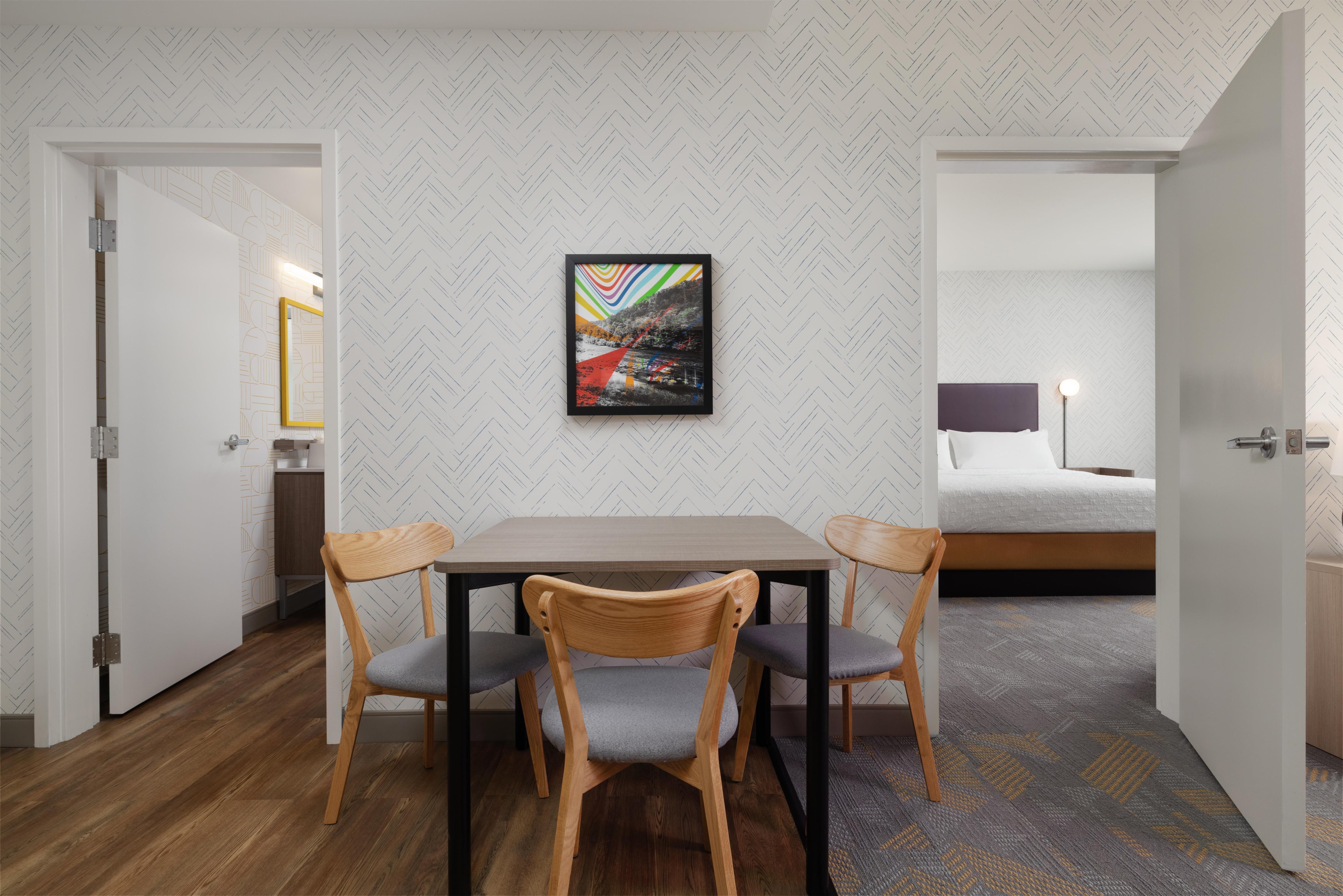 Home2 Suites by Hilton Cleveland Room Type - 1 KING 1BEDROOM SUITE