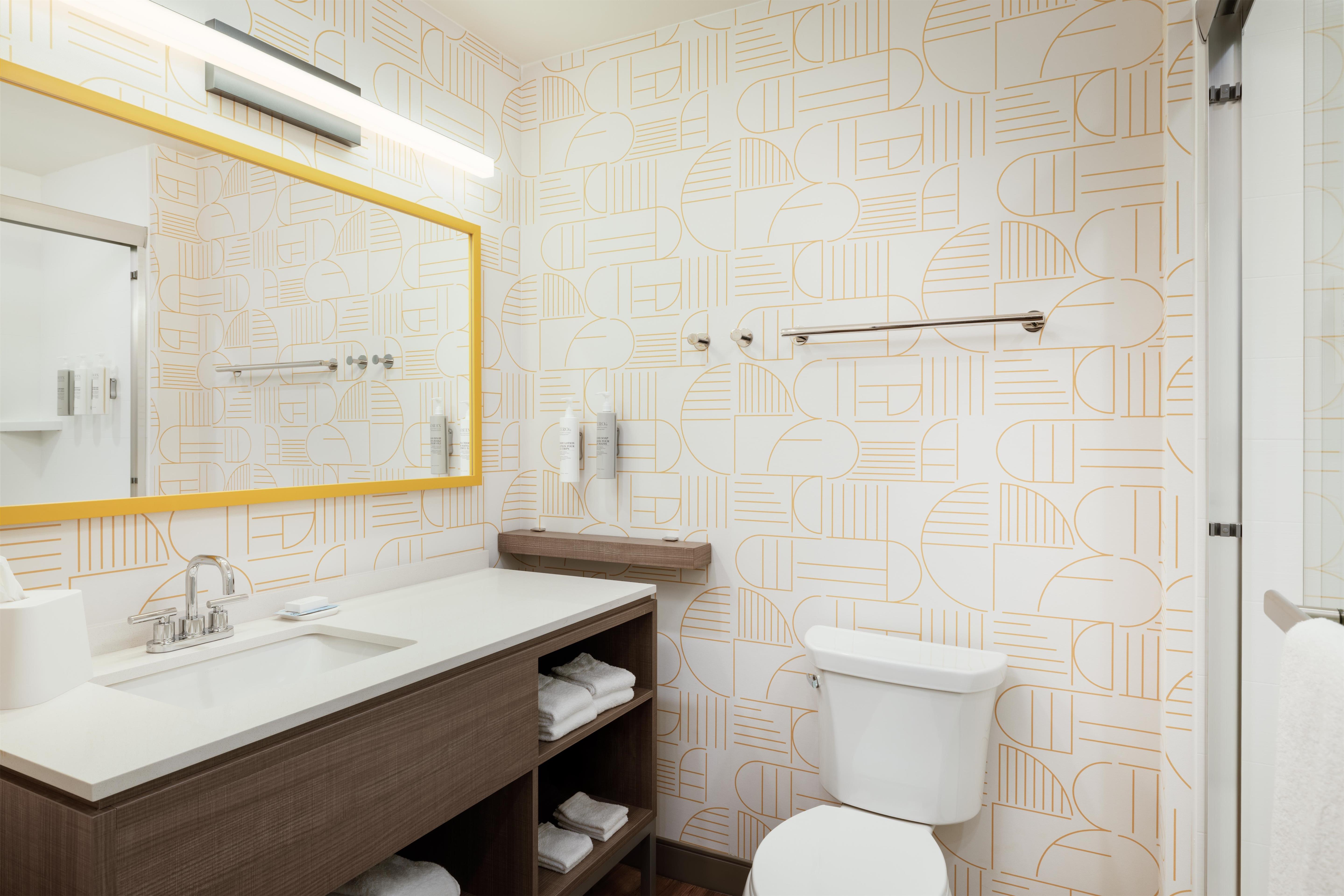 Home2 Suites by Hilton Cleveland Room Type - 2 QUEEN BEDS STUDIO SUITE