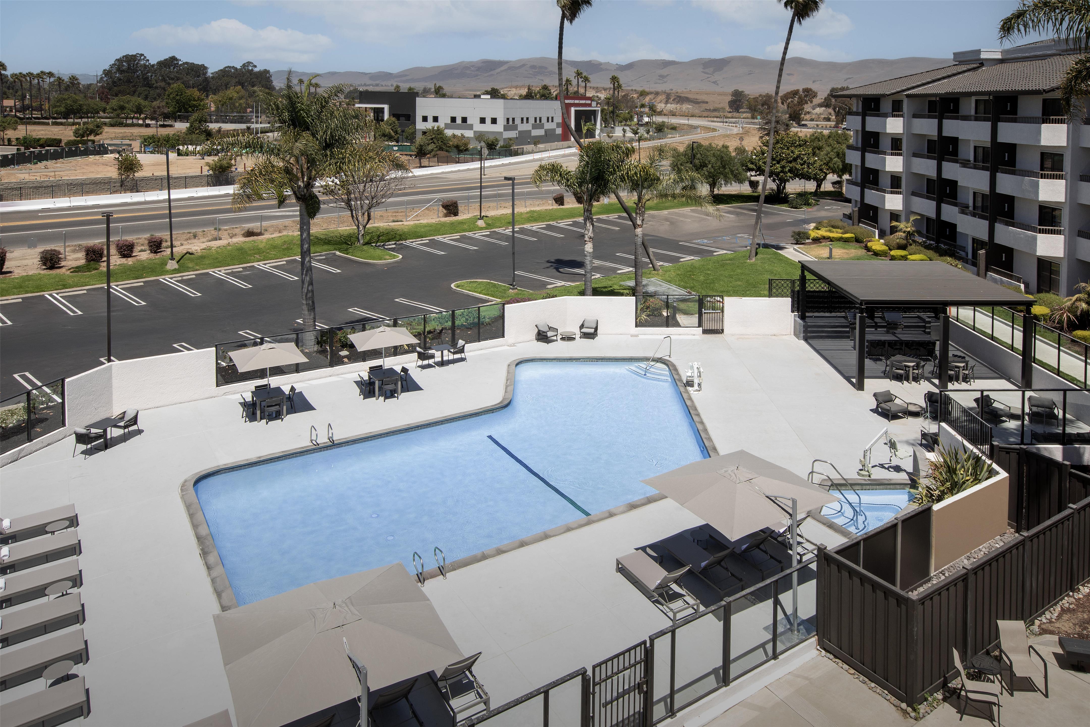 Pool | Homewood Suites by Hilton Santa Maria