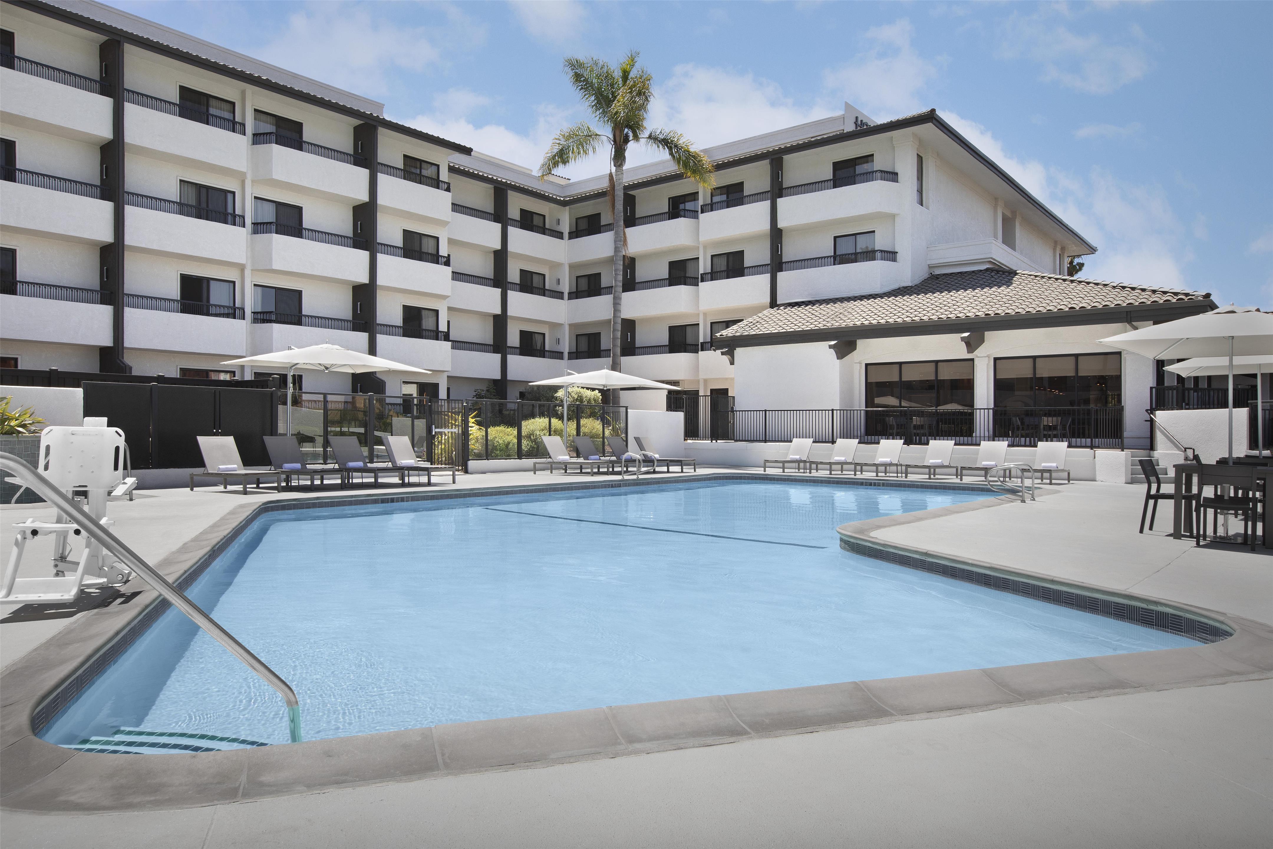 Pool | Homewood Suites by Hilton Santa Maria