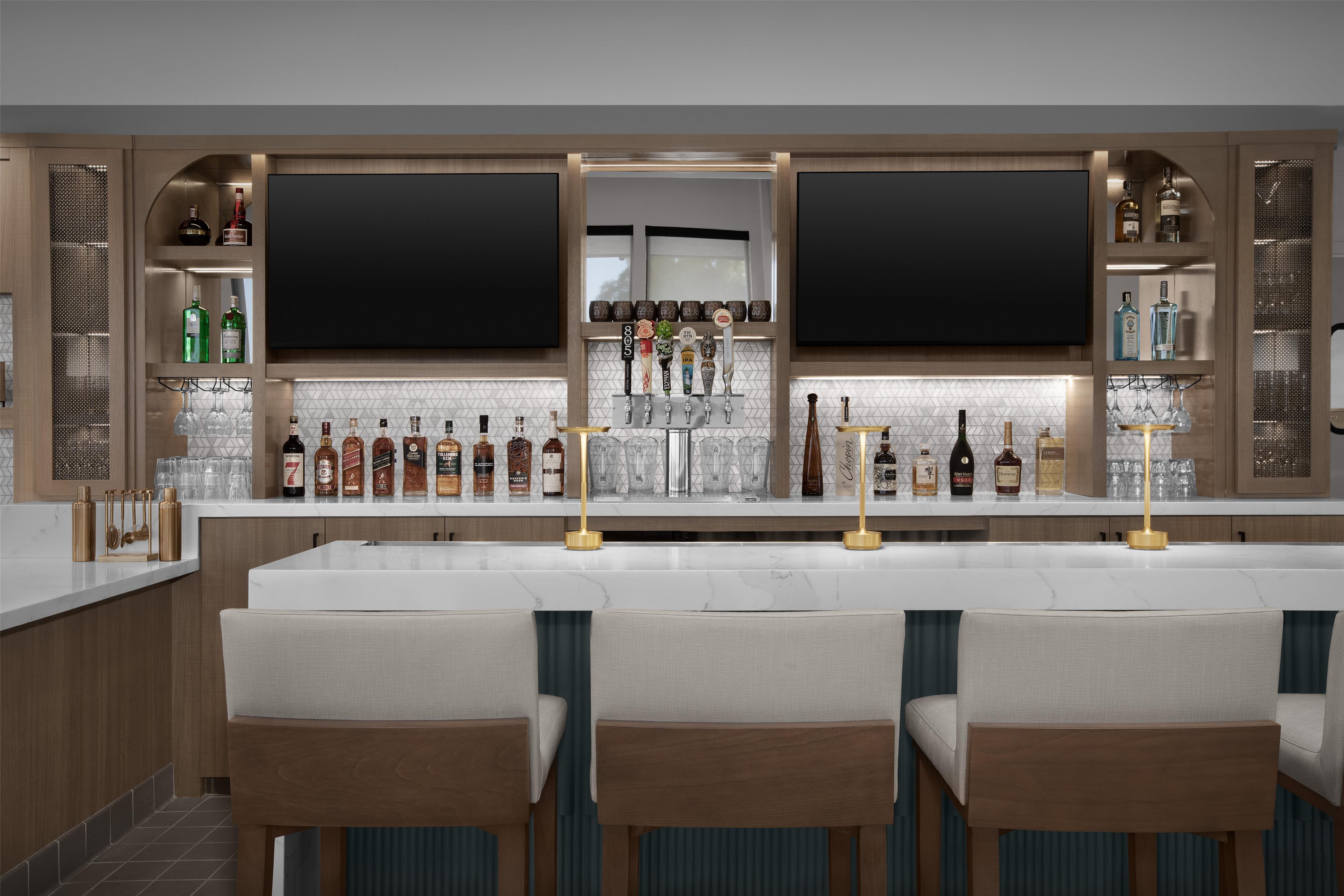 Restaurant | Homewood Suites by Hilton Santa Maria