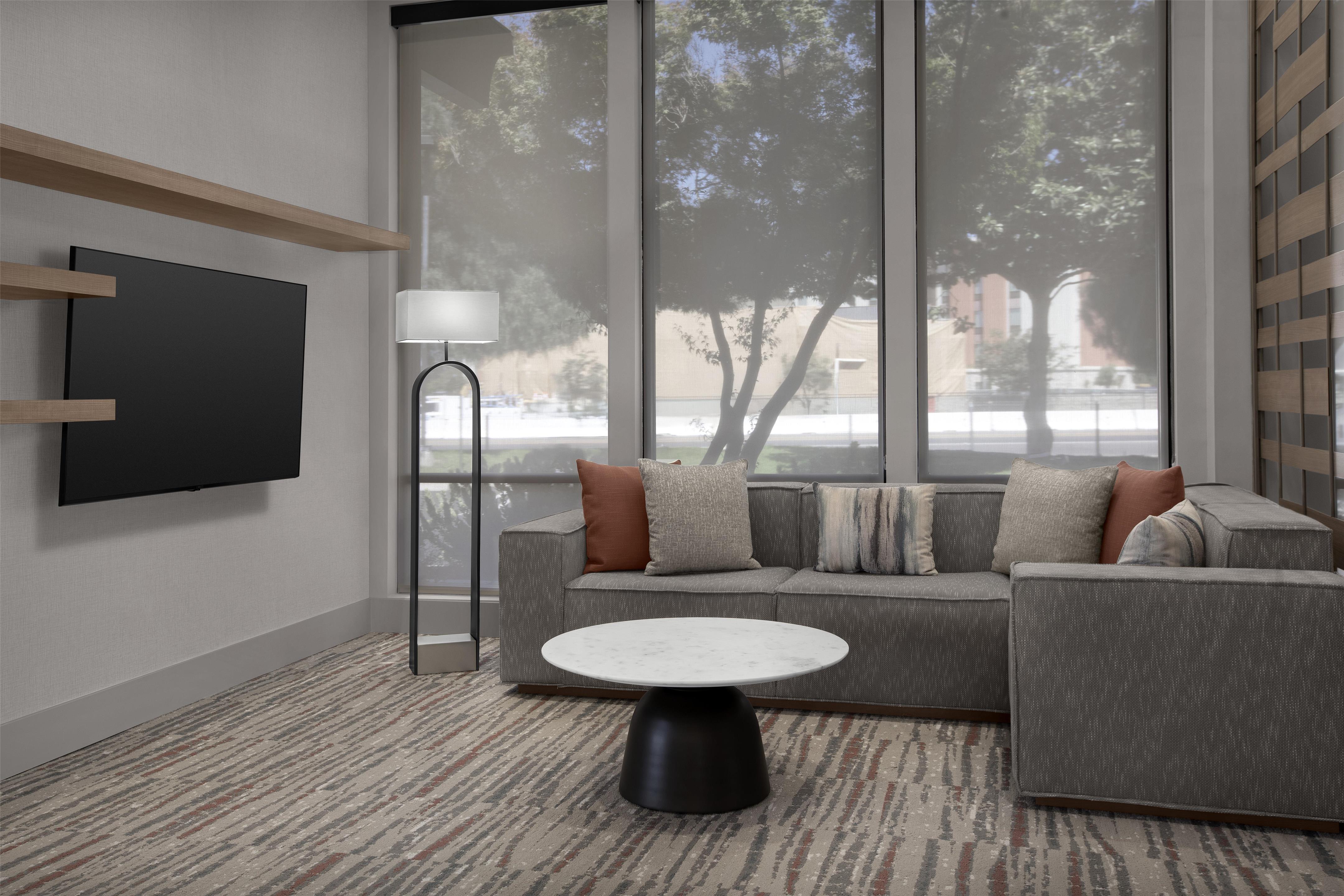Lobby | Homewood Suites by Hilton Santa Maria