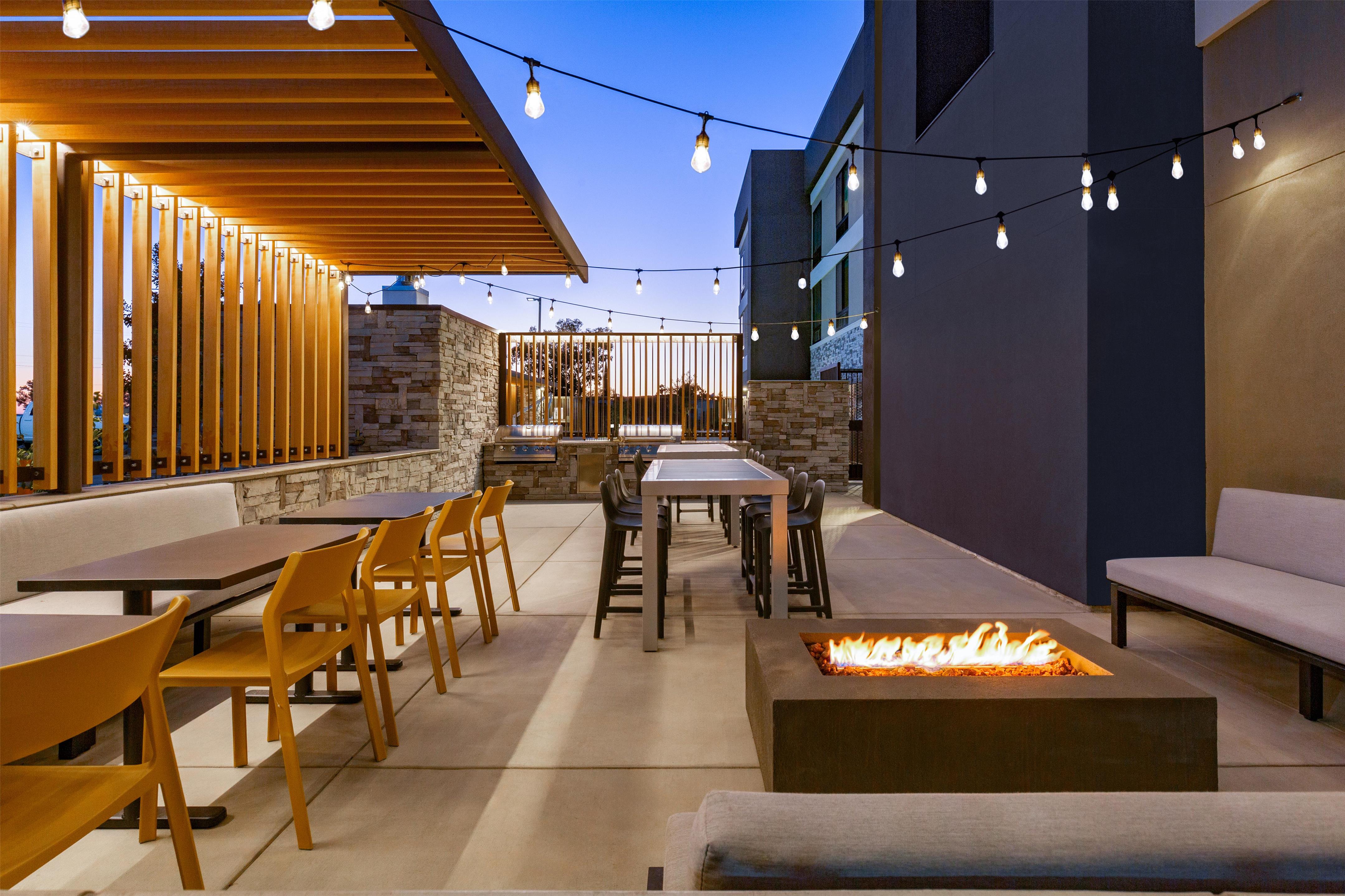 Exterior | Home2 Suites By Hilton Fresno Northwest