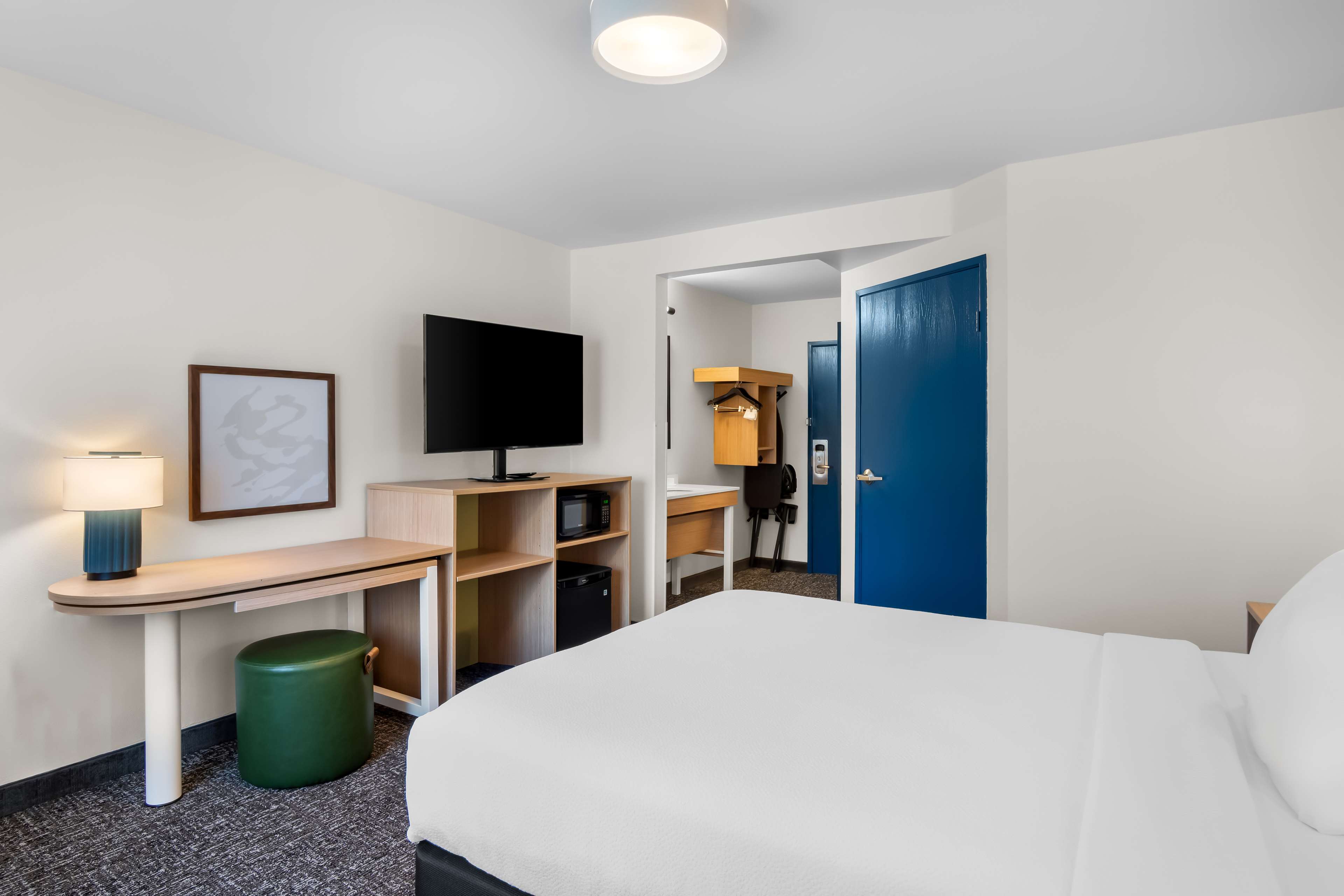 Spark by Hilton Grapevine DFW North Room Type - 1 QUEEN MOBIL ACCESS RIS
