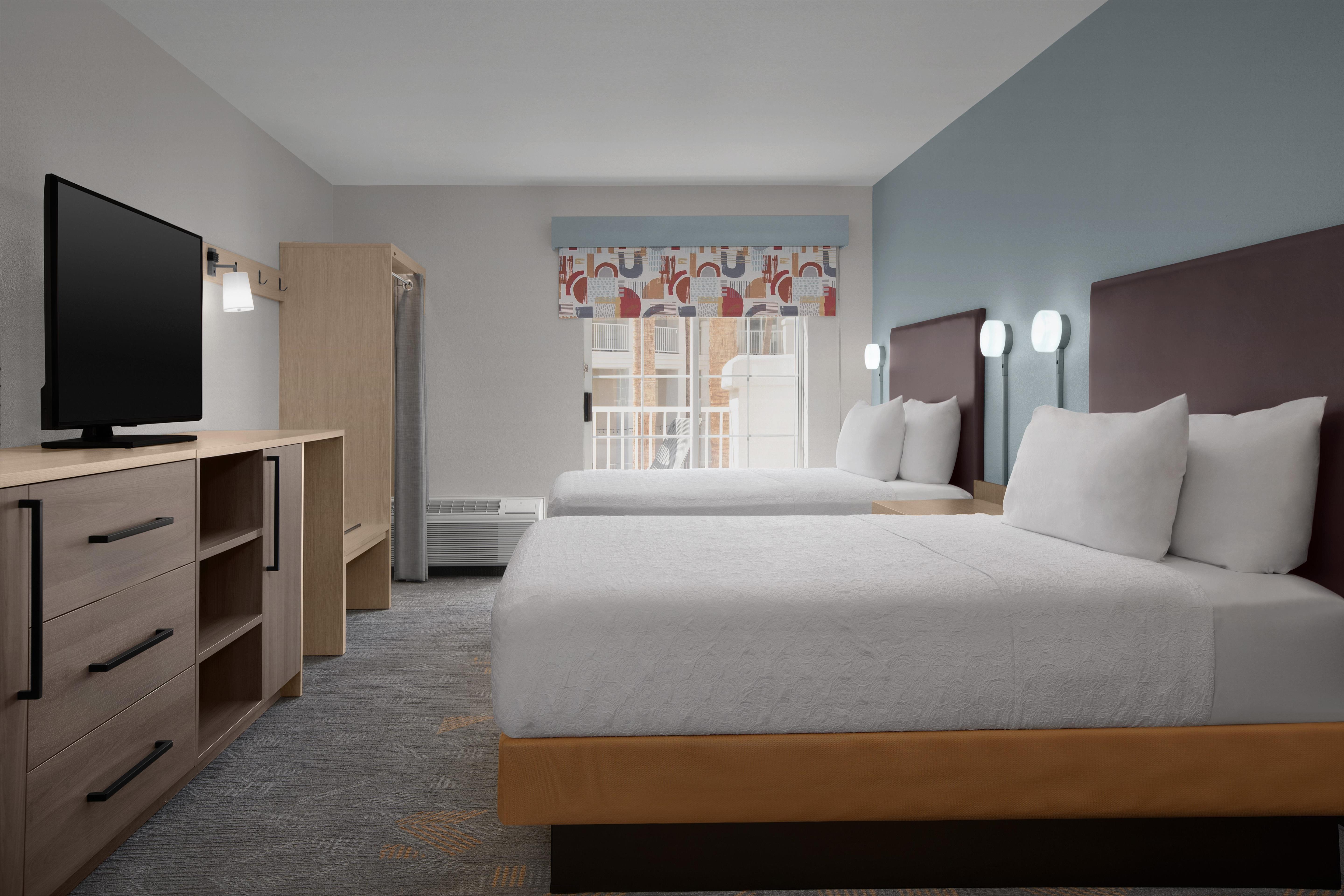 Home2 Suites by Hilton Scottsdale Old Town Room Type - 2 QN BED STUDIO BALC/PATIO