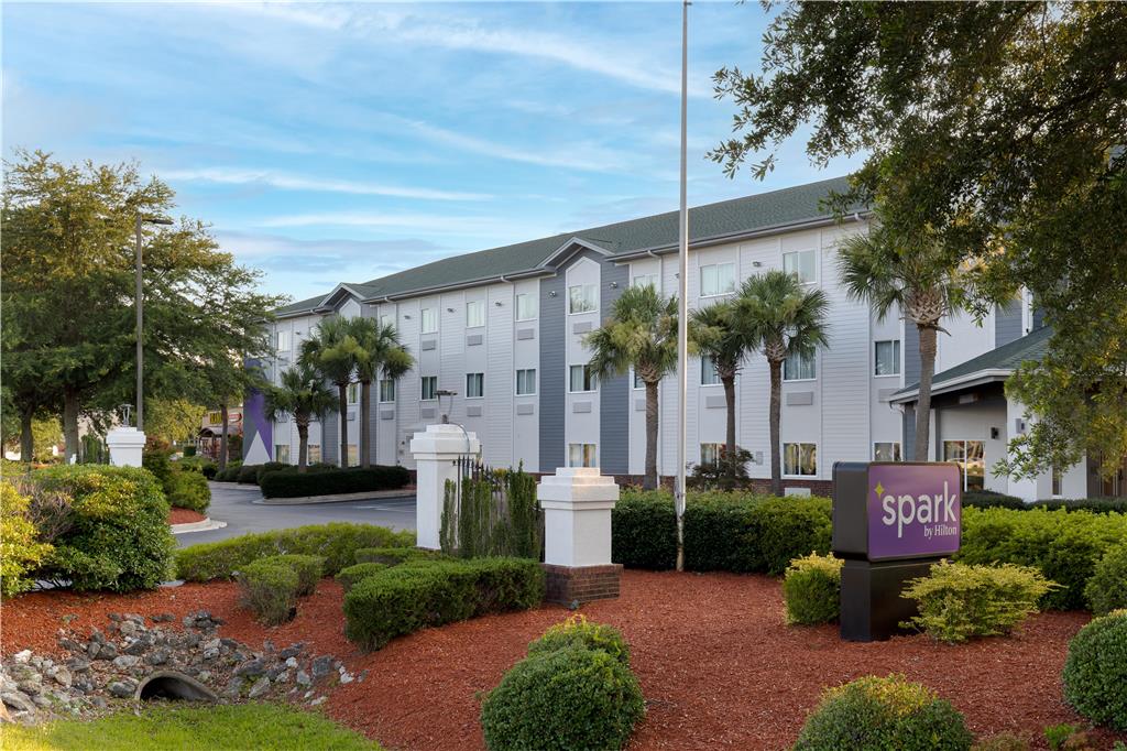 Spark by Hilton Wilmington