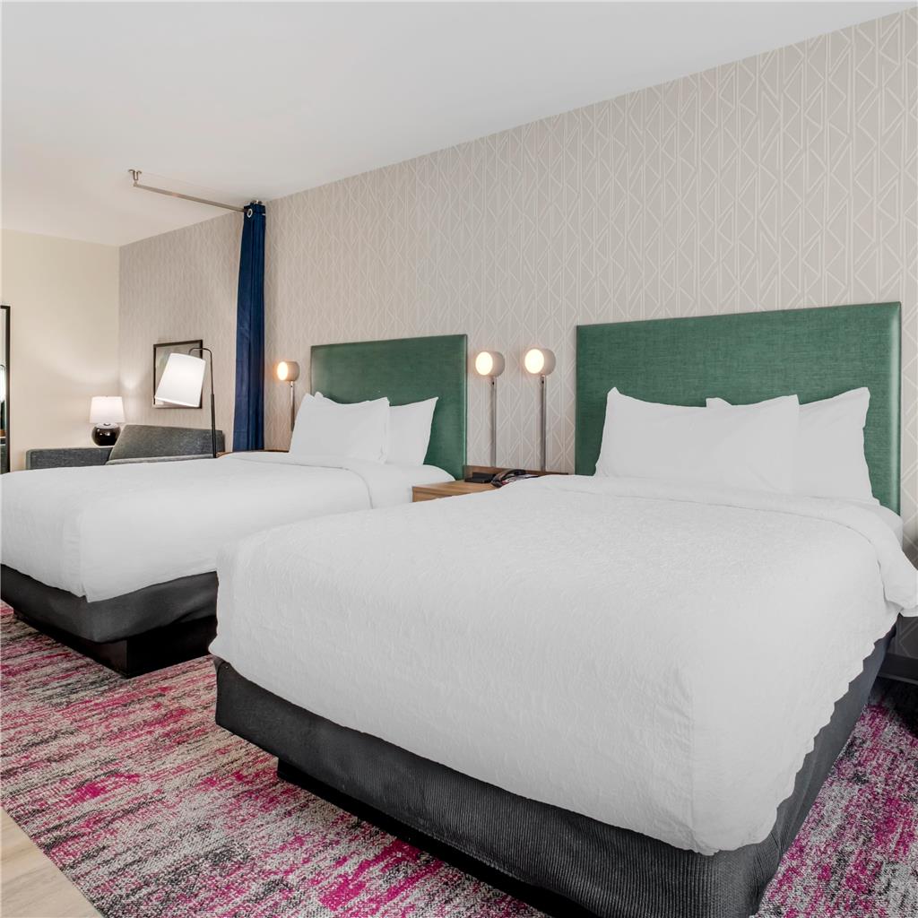 HOME2 SUITES RICHMOND, KY-guestroom-Guest Room,On-Site.jpg
