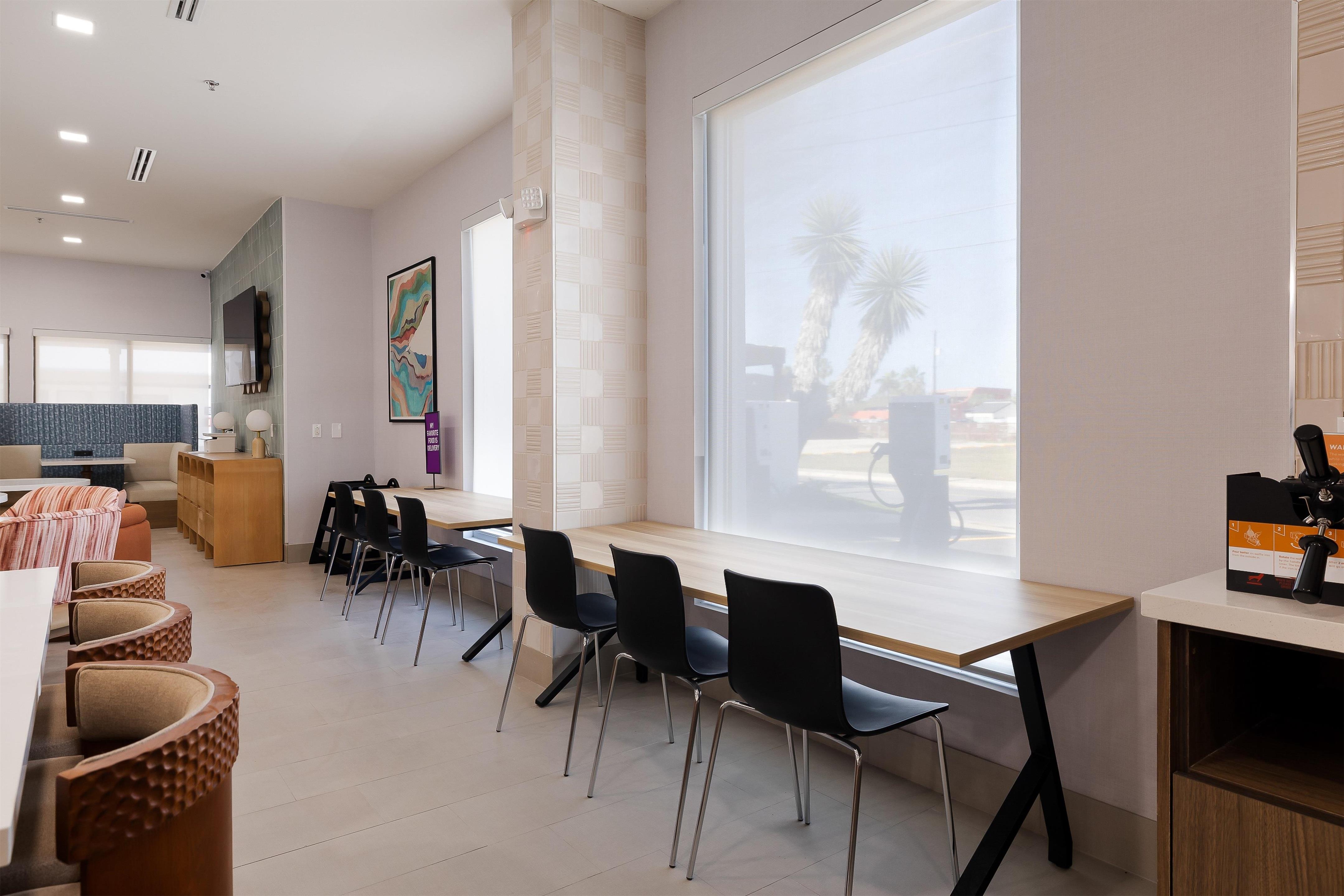 Lobby | Home2 Suites by Hilton South Padre Island