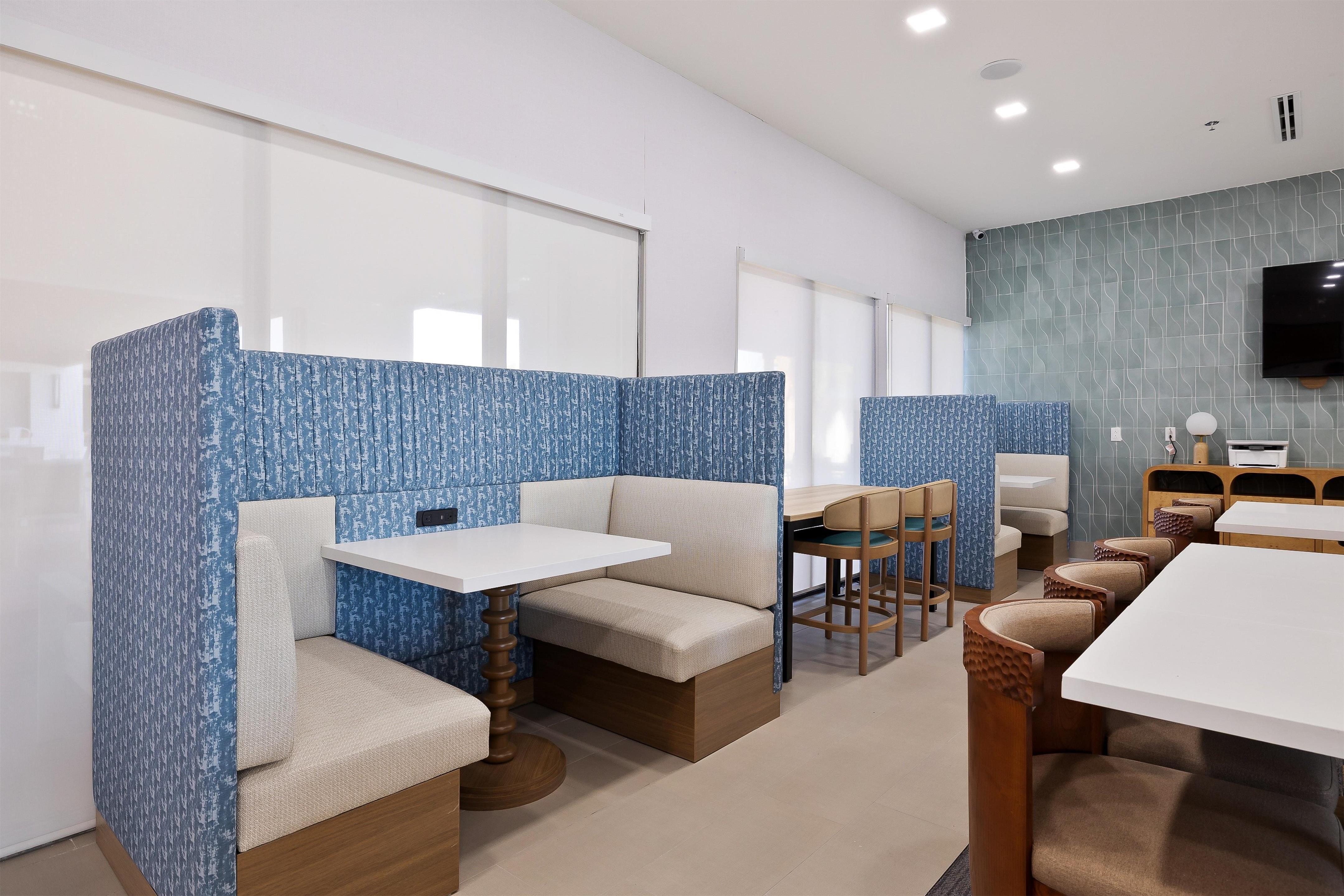 Lobby | Home2 Suites by Hilton South Padre Island