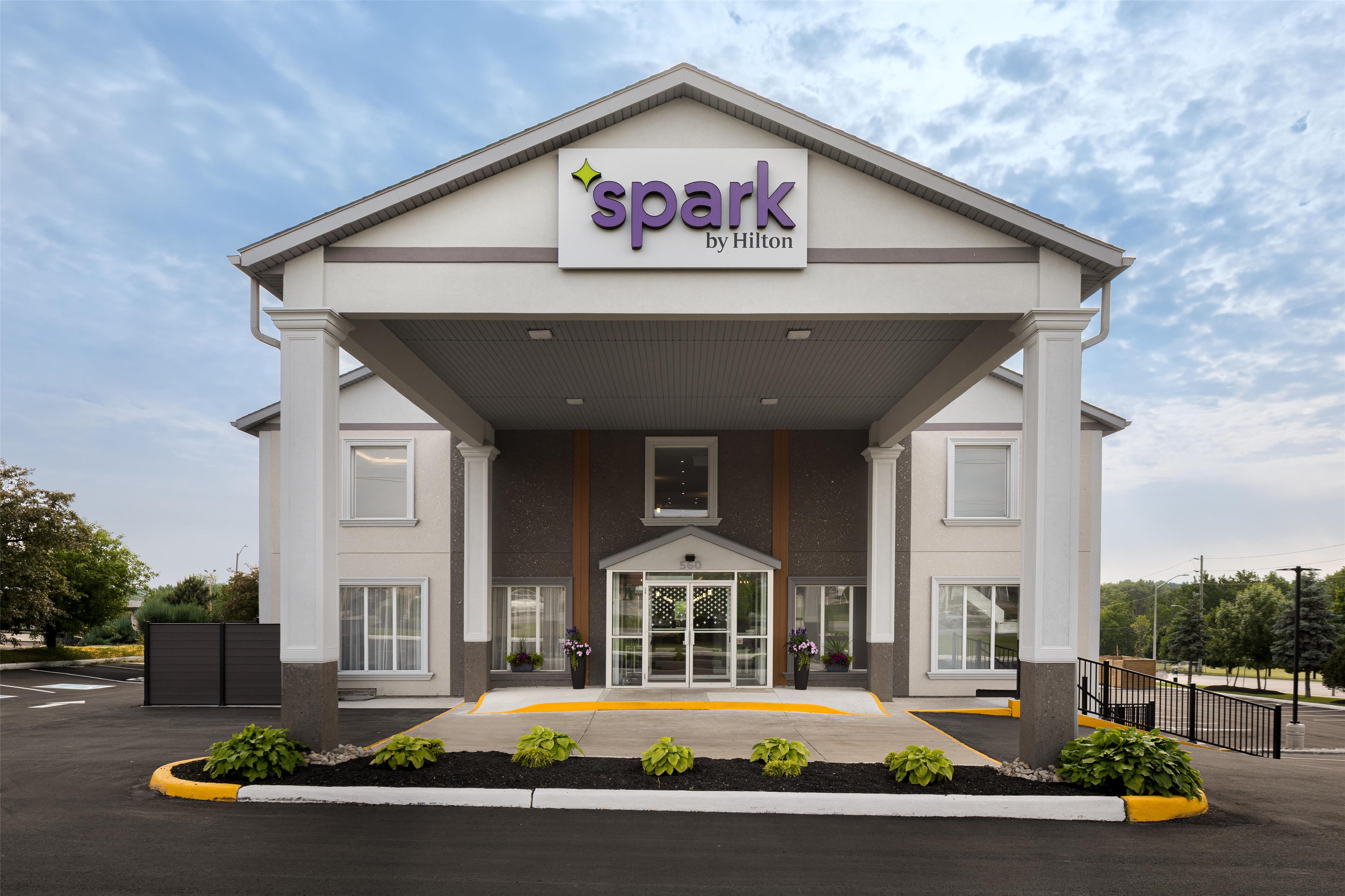 Spark by Hilton Woodstock - Tap to explore photos