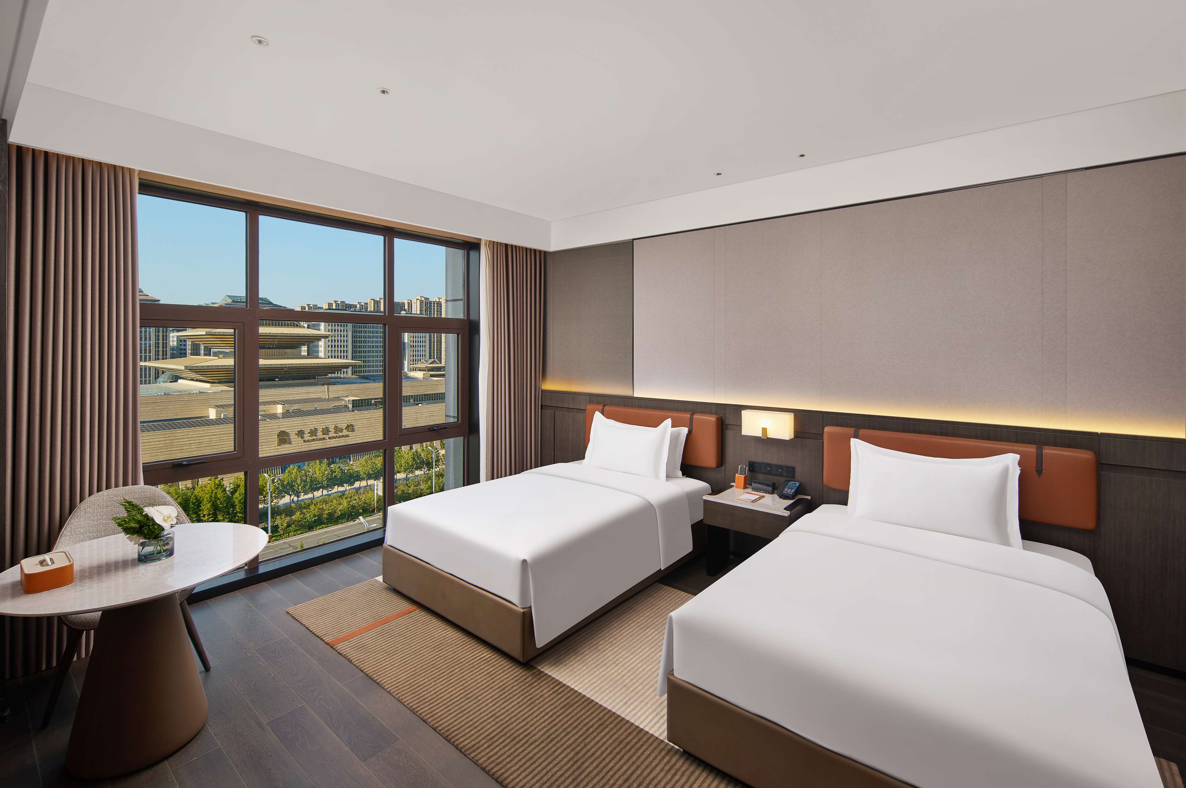 DoubleTree by Hilton Kaifeng - Tap to explore photos